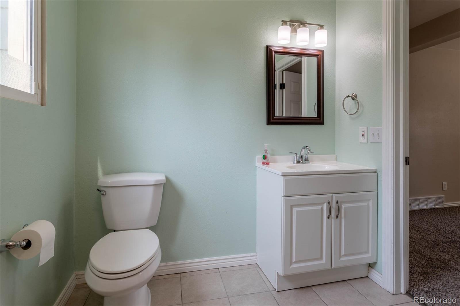 MLS Image #11 for 16836 e asbury avenue,aurora, Colorado