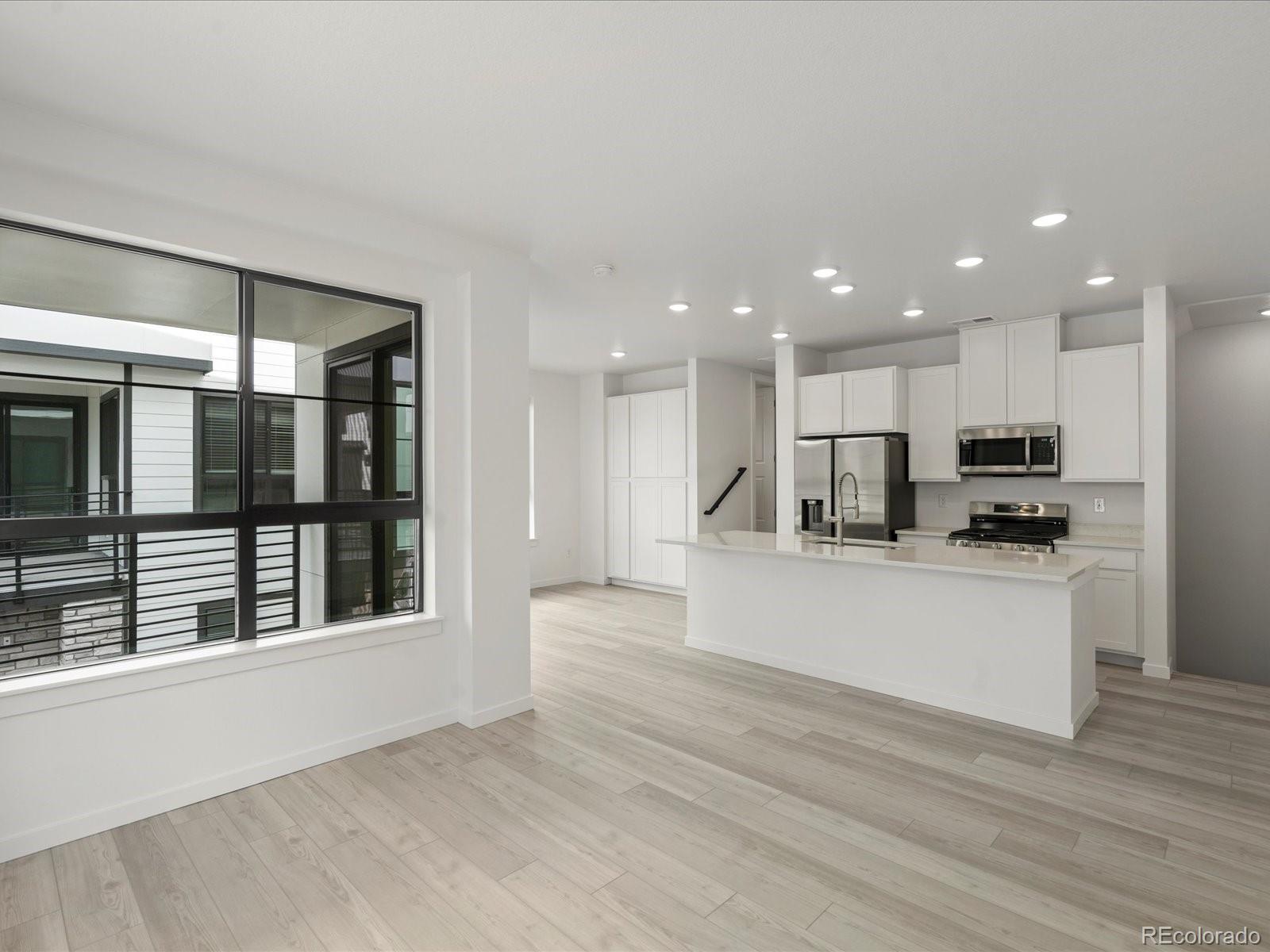 MLS Image #3 for 2032 s holly street,denver, Colorado