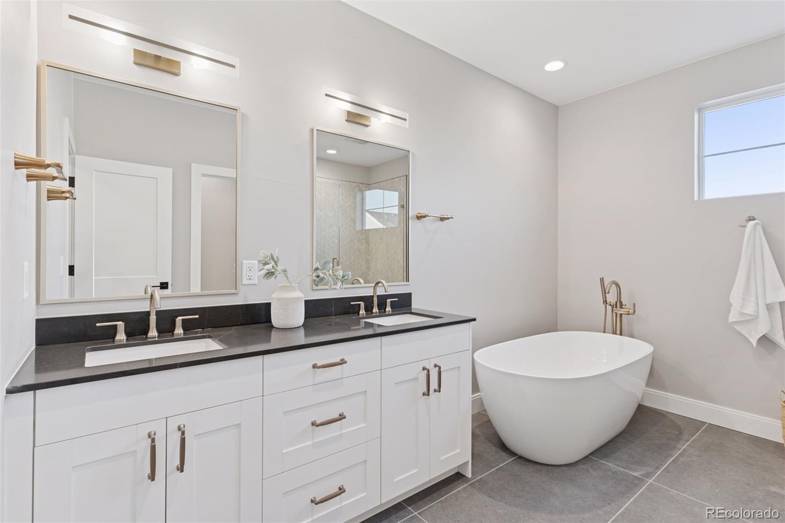MLS Image #22 for 927  williams way,berthoud, Colorado