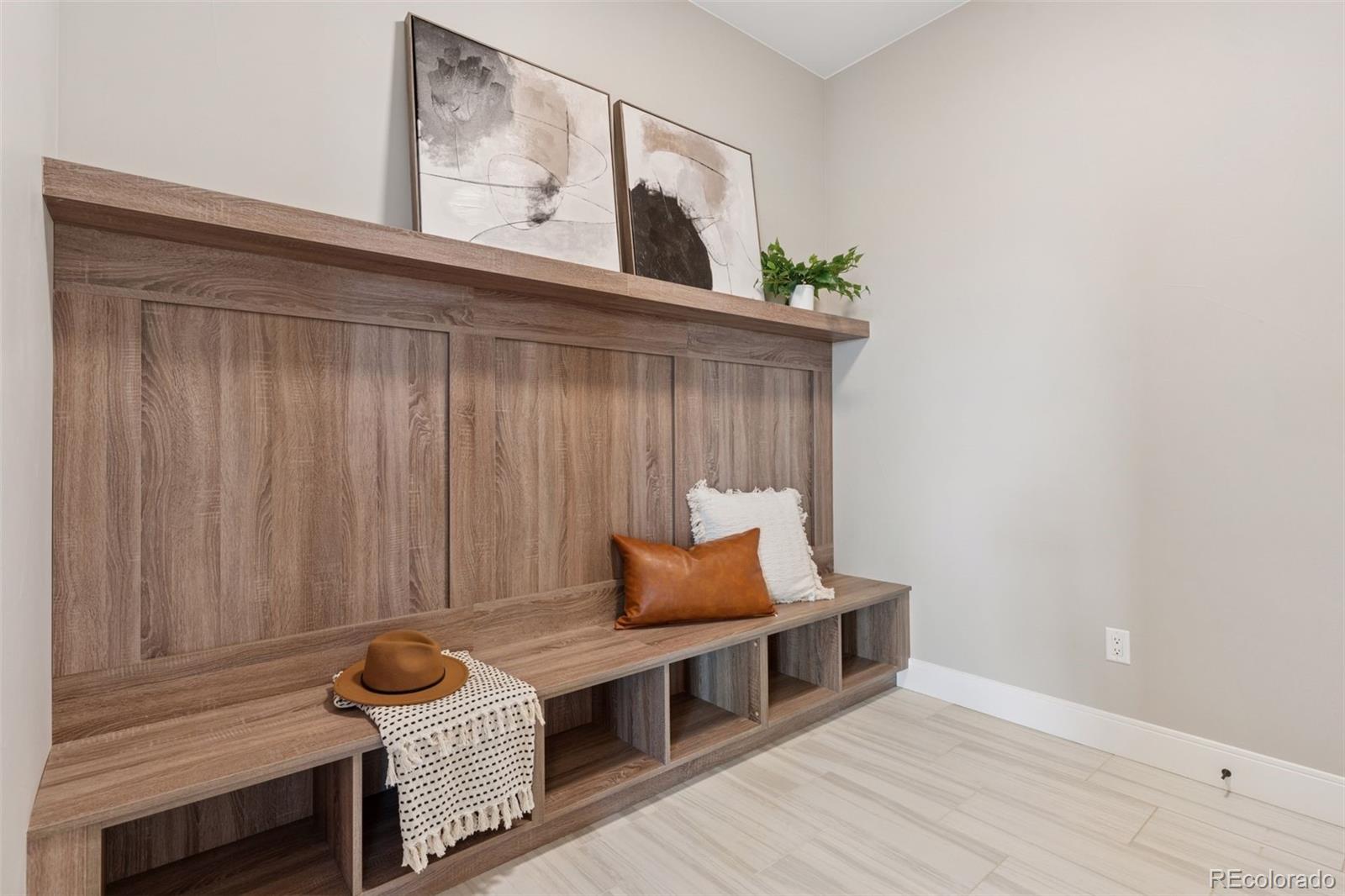 MLS Image #4 for 927  williams way,berthoud, Colorado