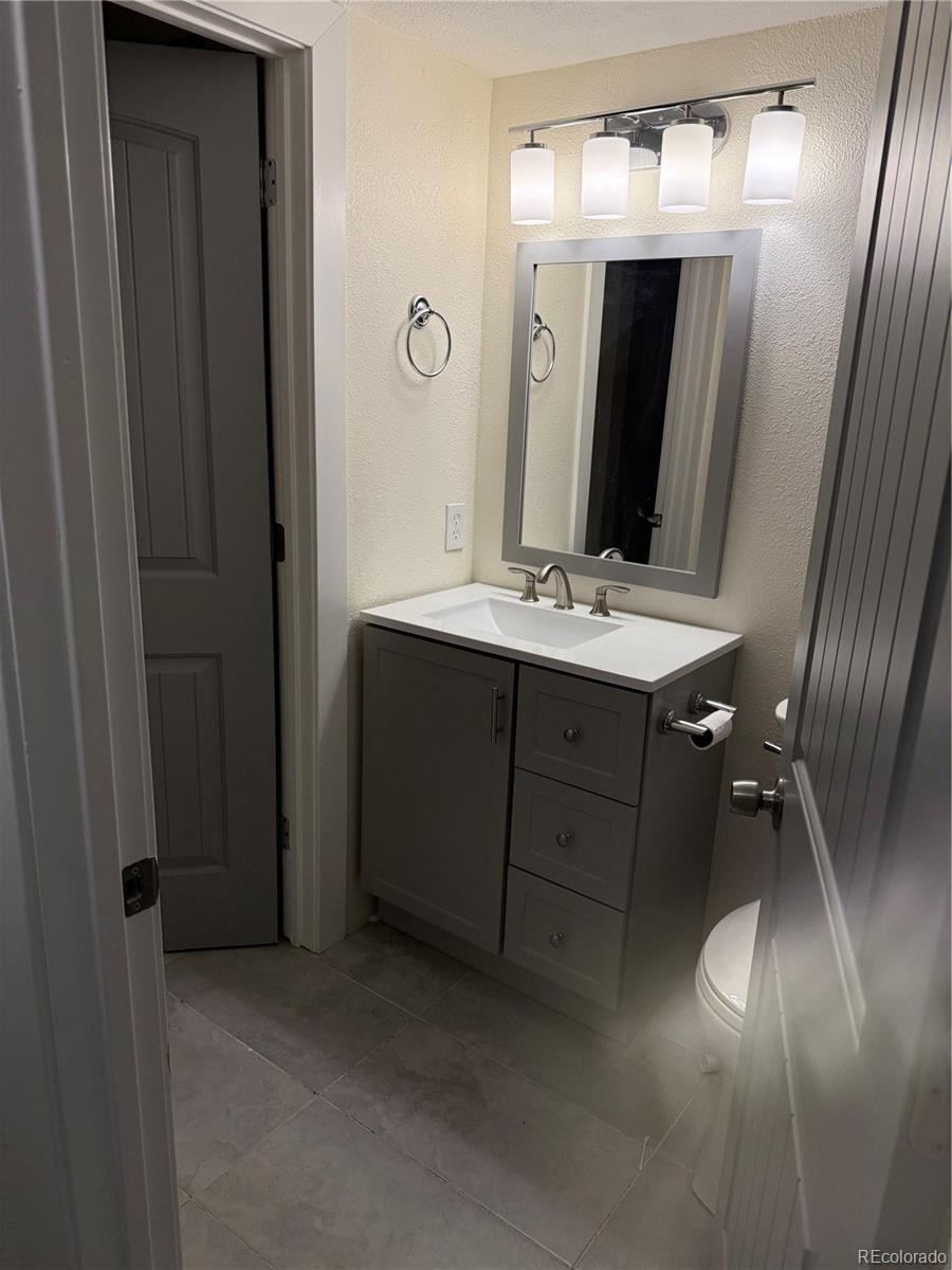 MLS Image #3 for 2929 w floyd avenue,denver, Colorado