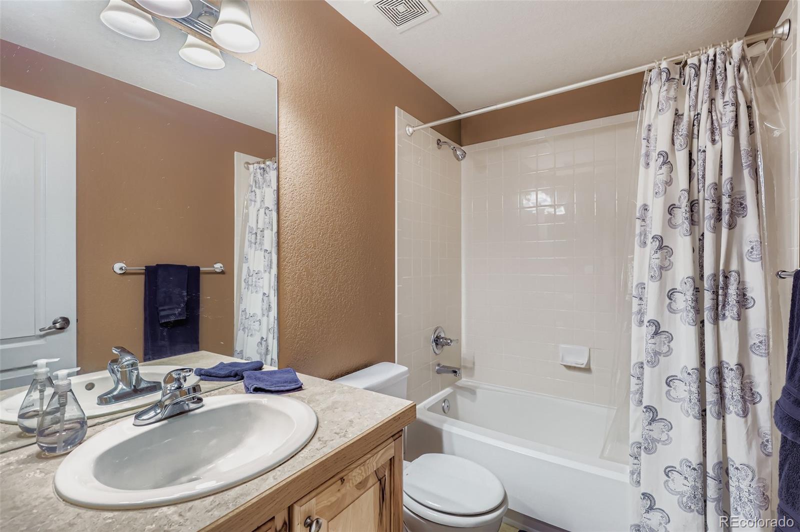MLS Image #33 for 1009  syracuse court,denver, Colorado