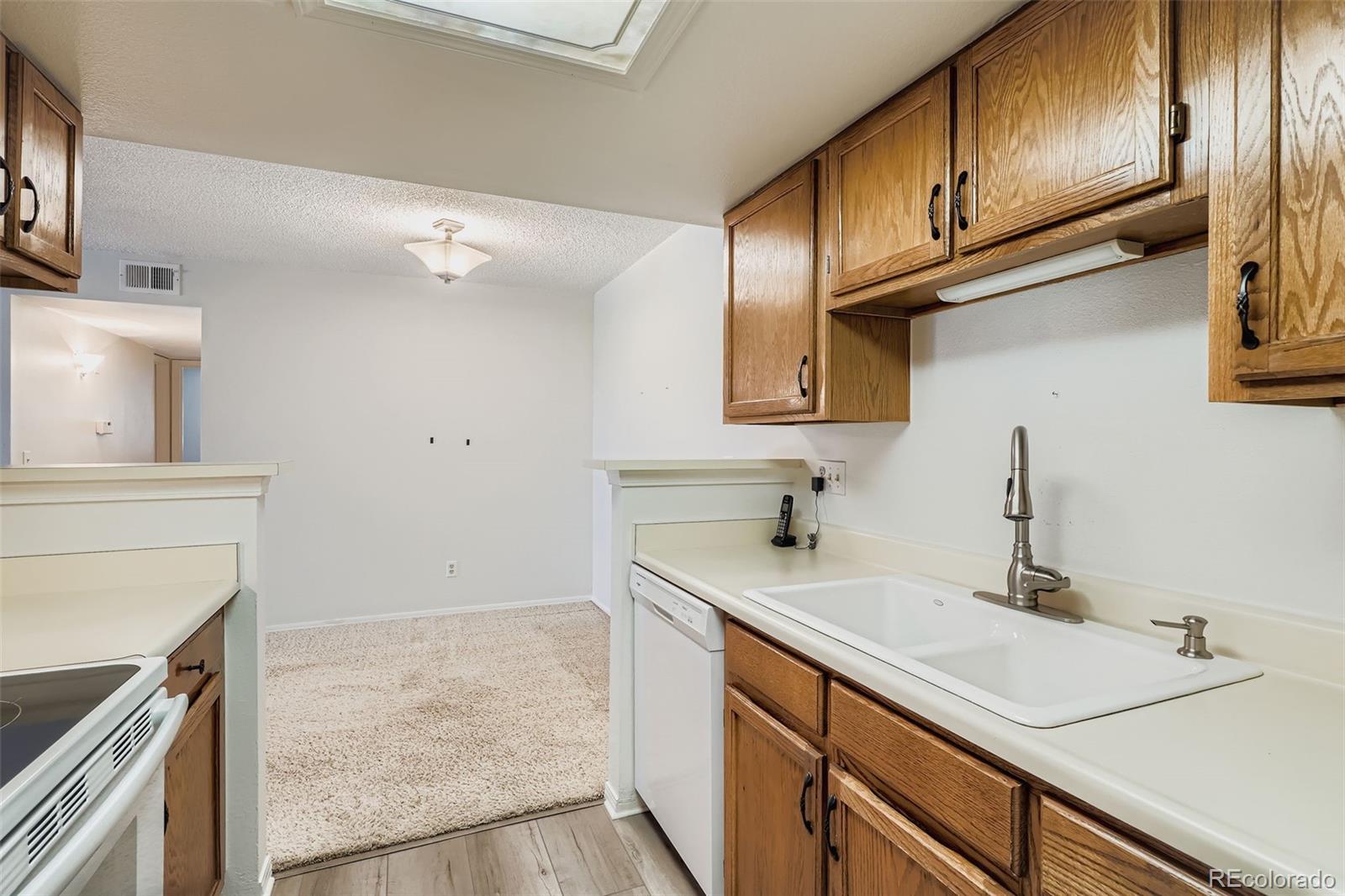 MLS Image #6 for 8600 e alameda avenue 19-104,denver, Colorado