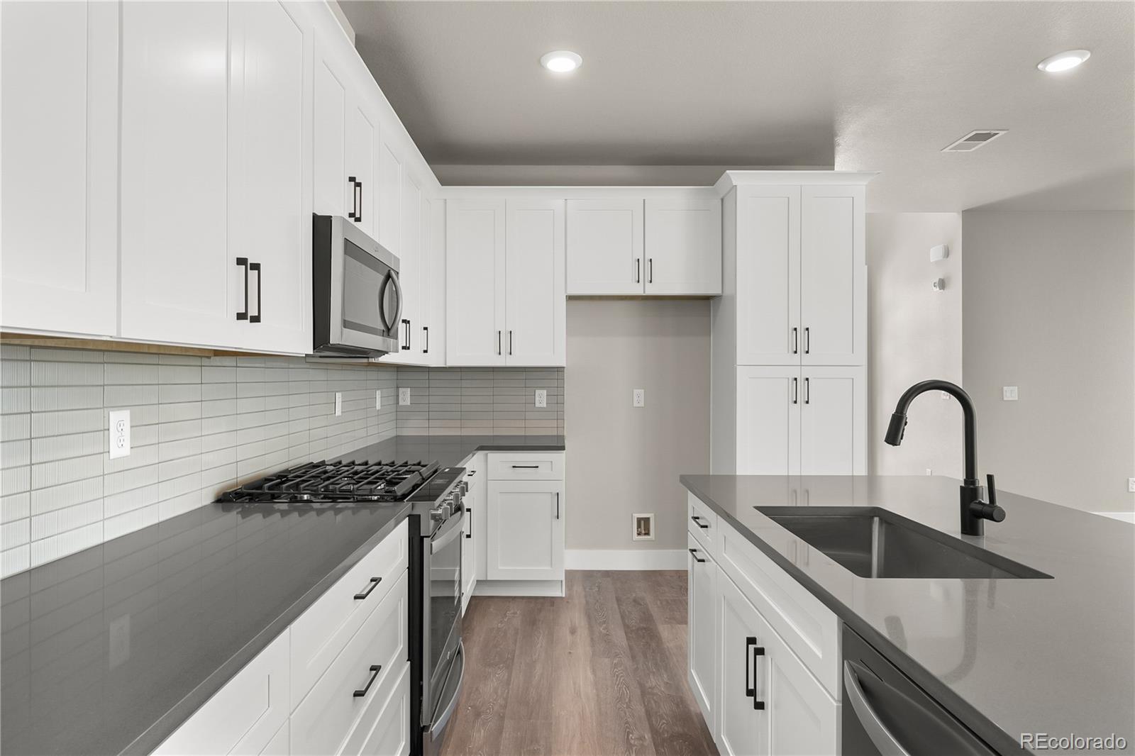 MLS Image #3 for 7192  watercress drive,littleton, Colorado