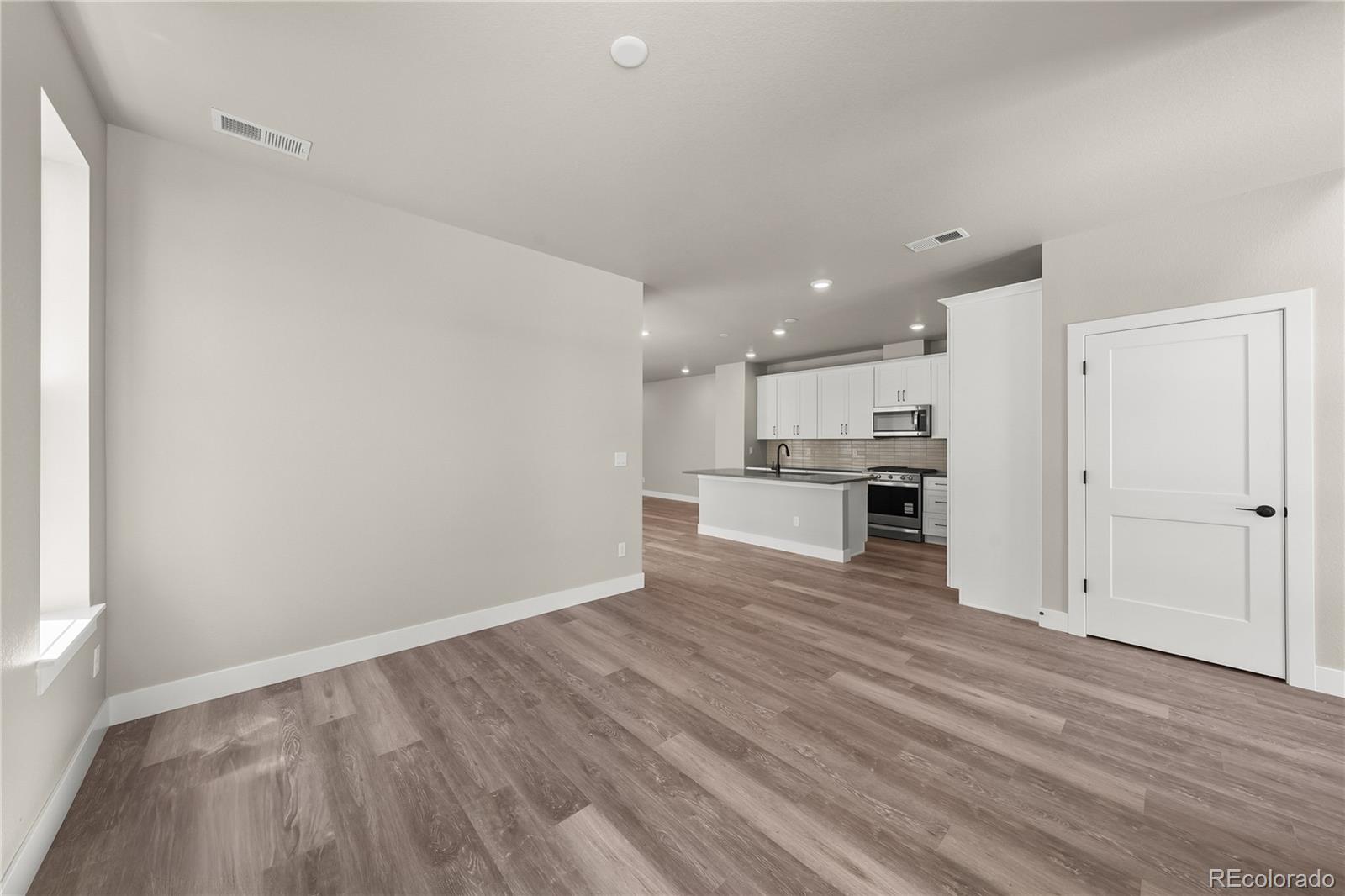 MLS Image #5 for 7192  watercress drive,littleton, Colorado