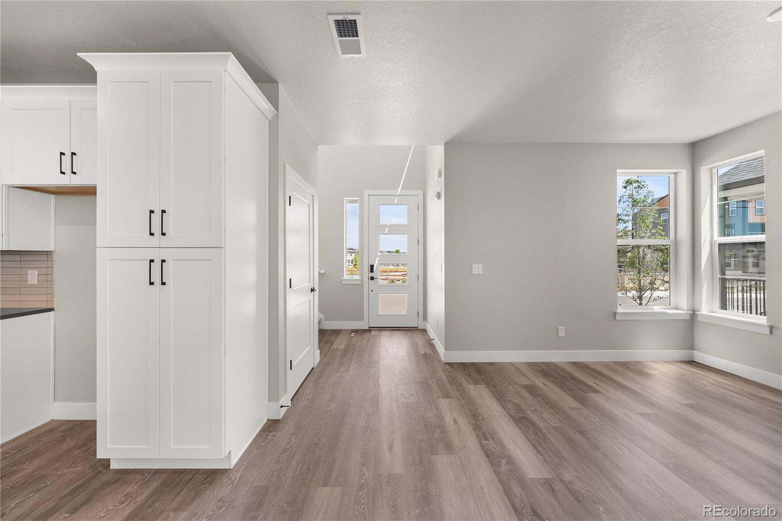 MLS Image #7 for 7192  watercress drive,littleton, Colorado