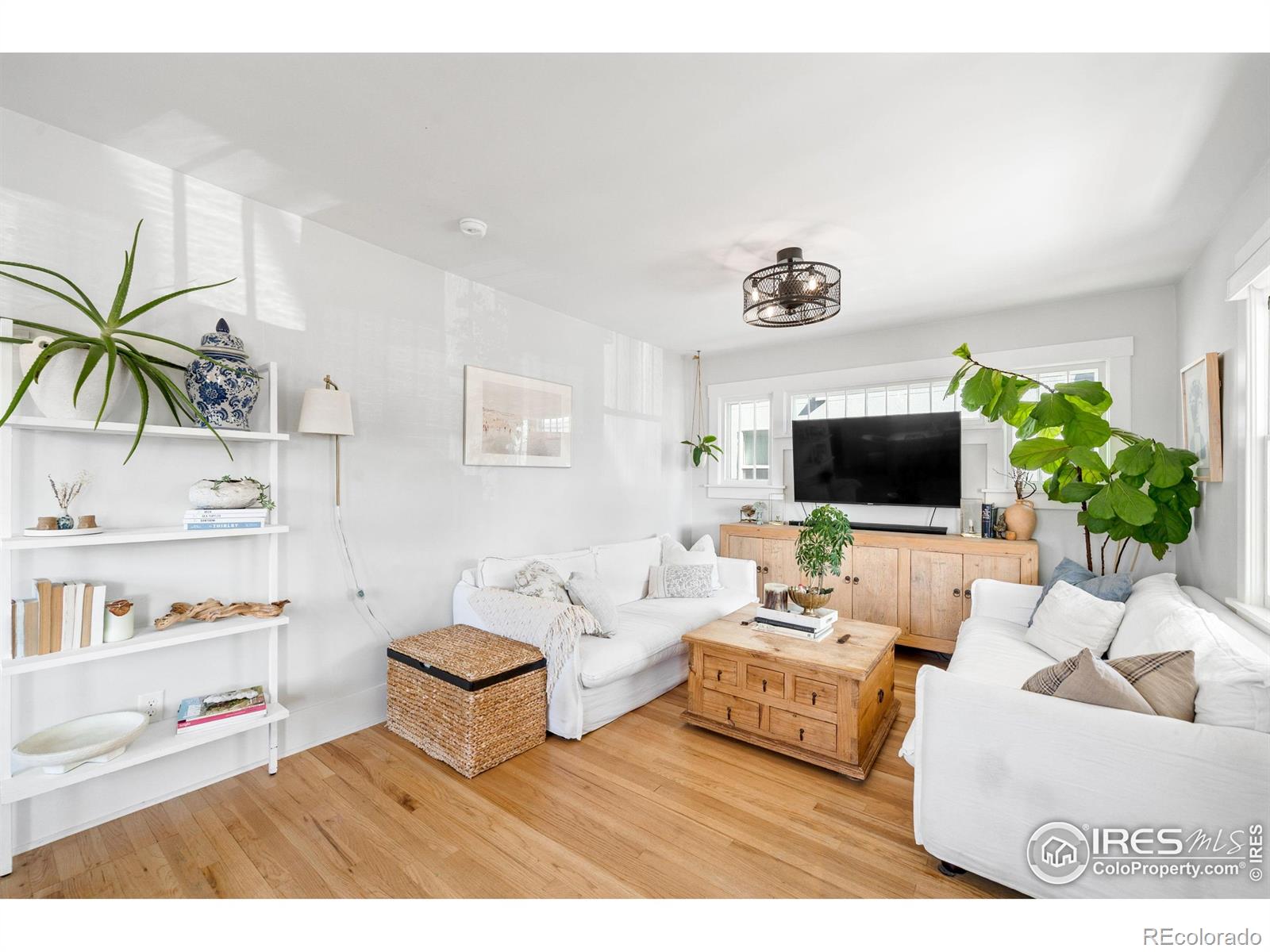 MLS Image #5 for 4401  vrain street,denver, Colorado