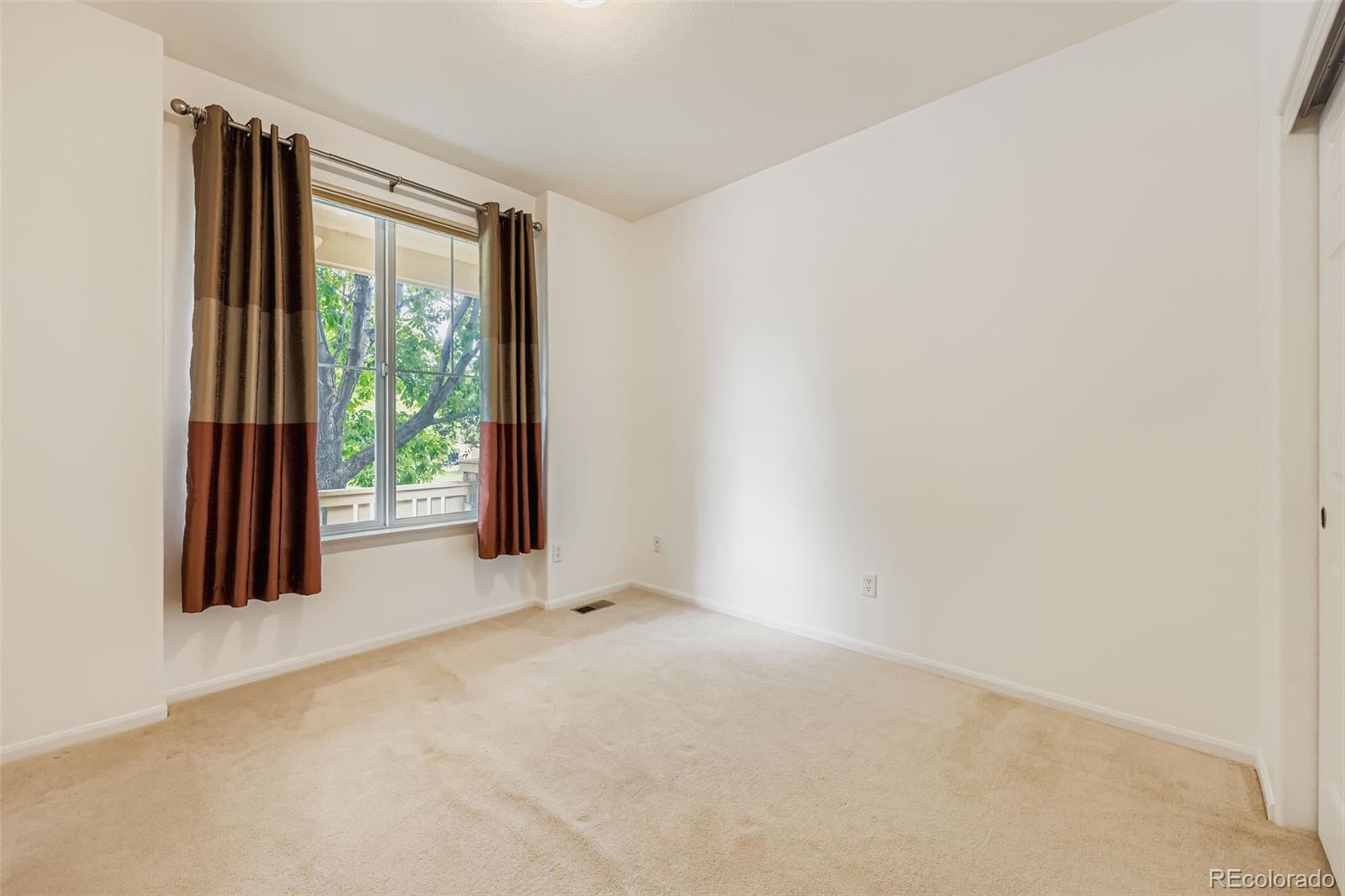 MLS Image #11 for 10045  sedalia street,commerce city, Colorado