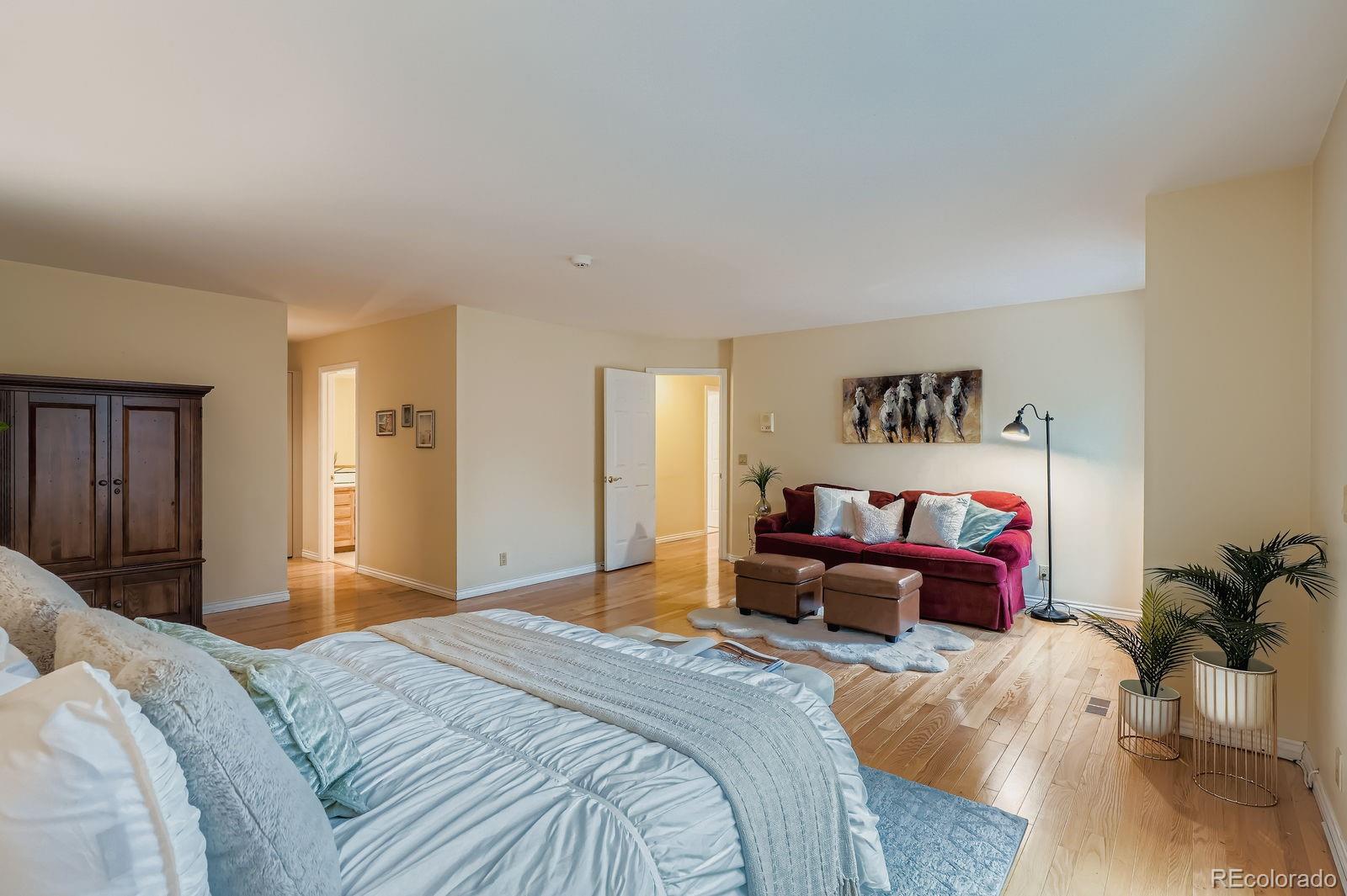 MLS Image #13 for 1520 s university boulevard,denver, Colorado