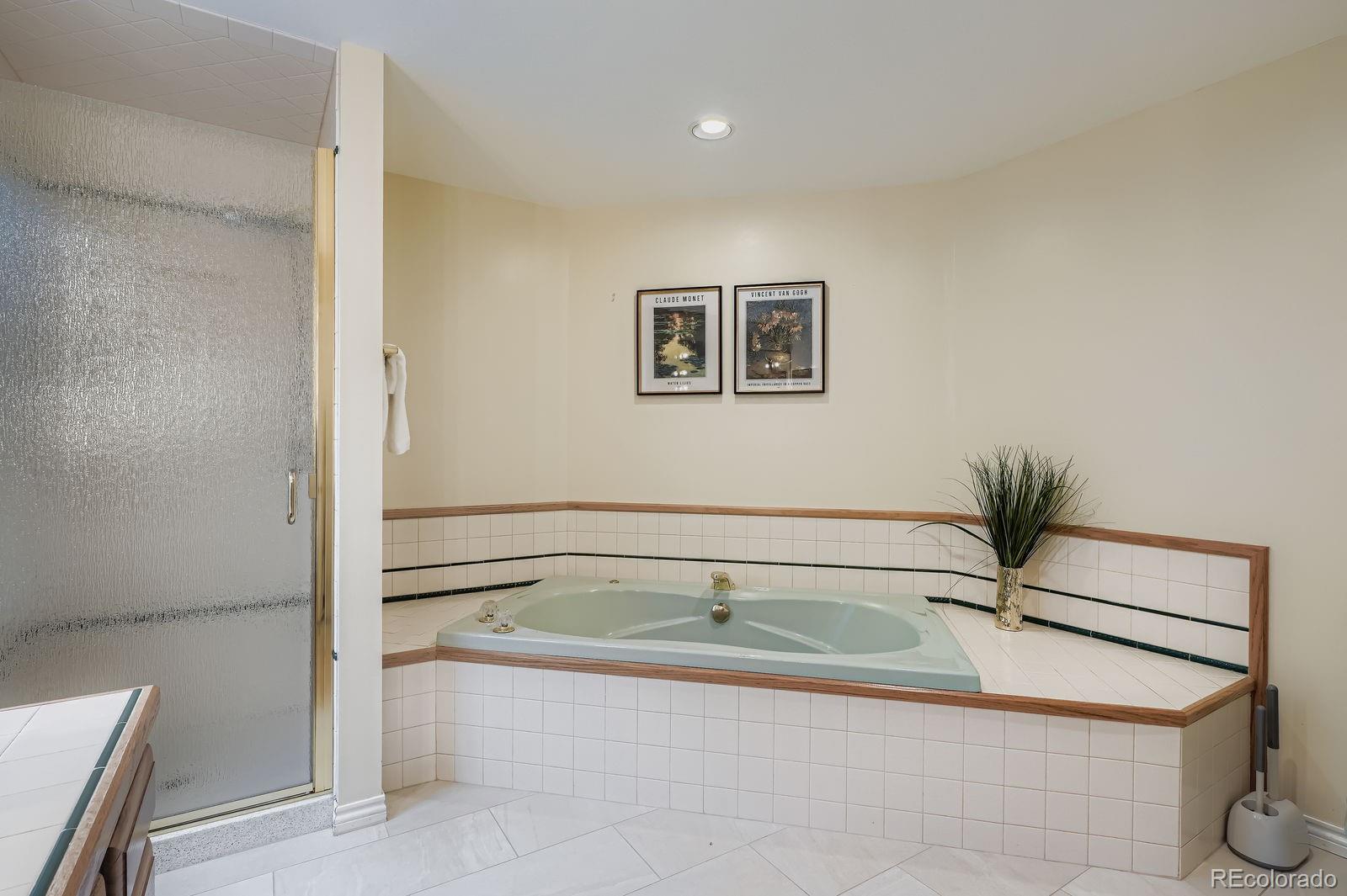MLS Image #16 for 1520 s university boulevard,denver, Colorado