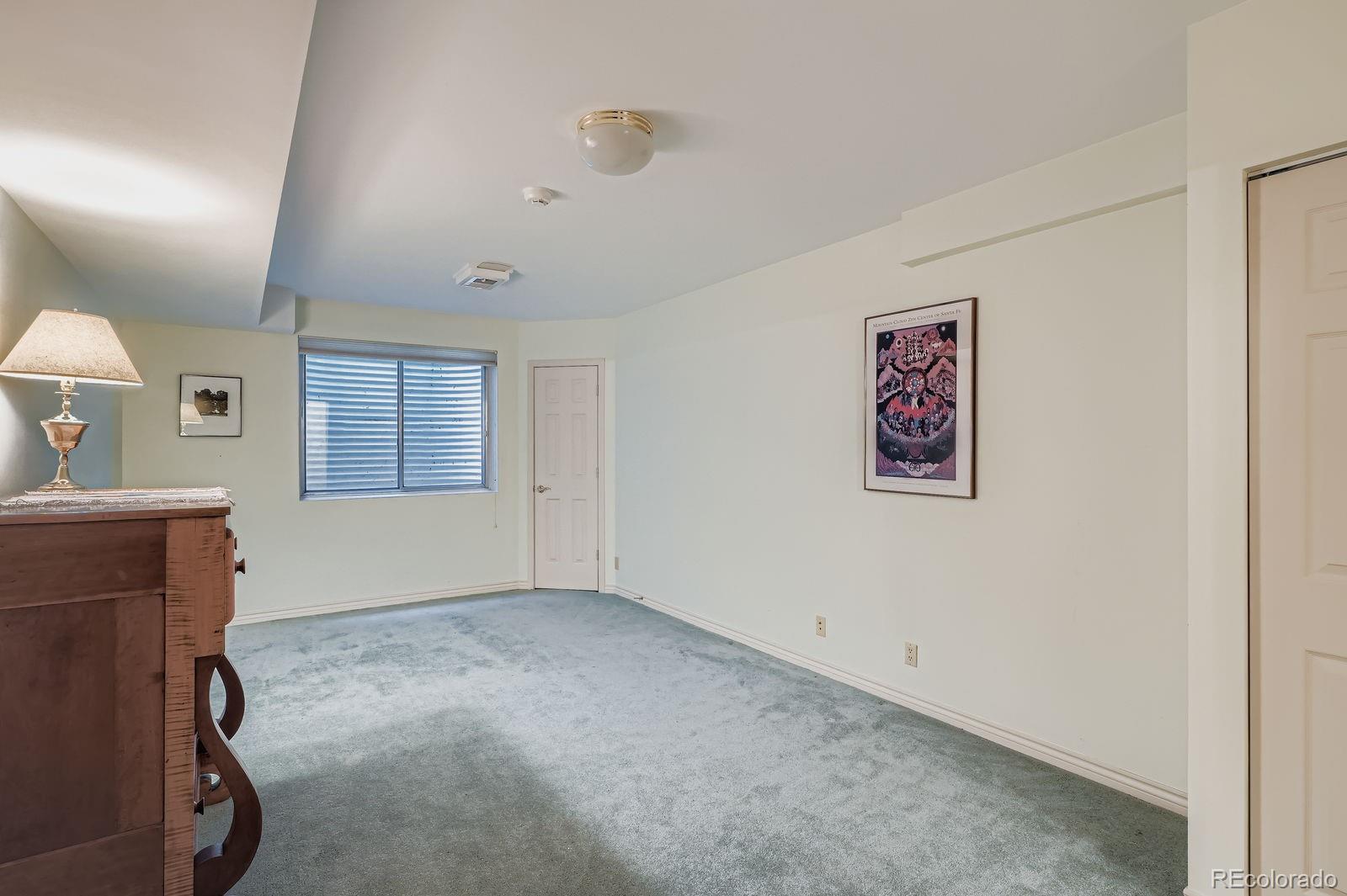 MLS Image #23 for 1520 s university boulevard,denver, Colorado