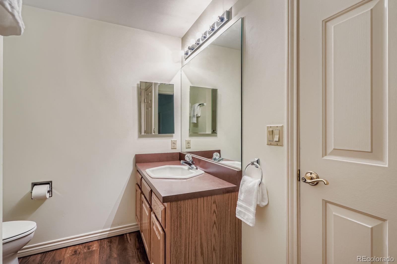 MLS Image #24 for 1520 s university boulevard,denver, Colorado