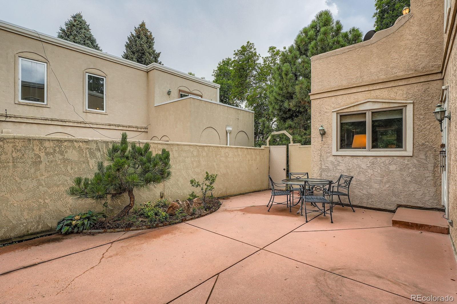 MLS Image #25 for 1520 s university boulevard,denver, Colorado