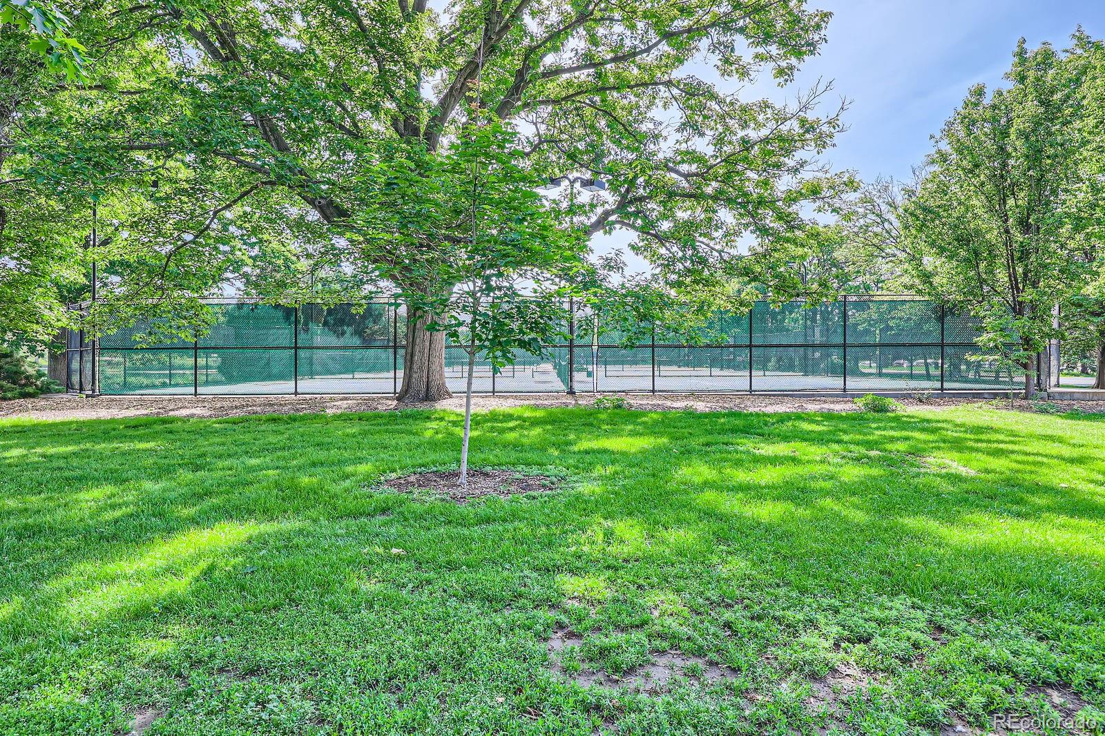 MLS Image #37 for 1520 s university boulevard,denver, Colorado
