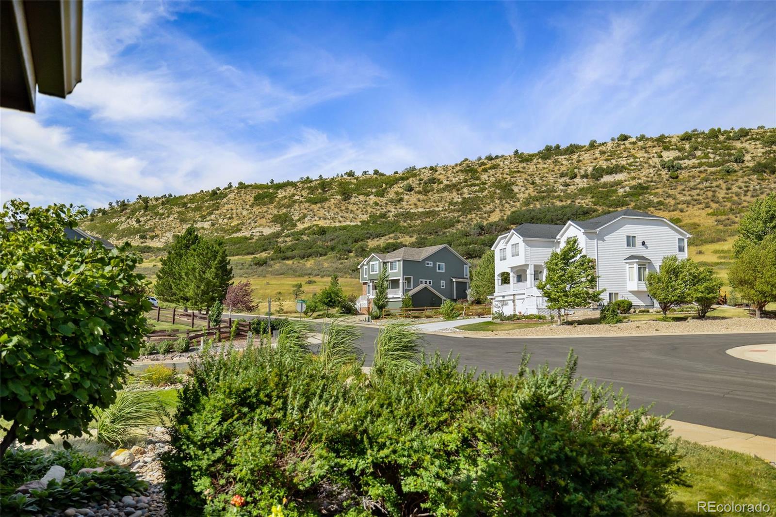 MLS Image #2 for 6930  blue mesa lane,littleton, Colorado