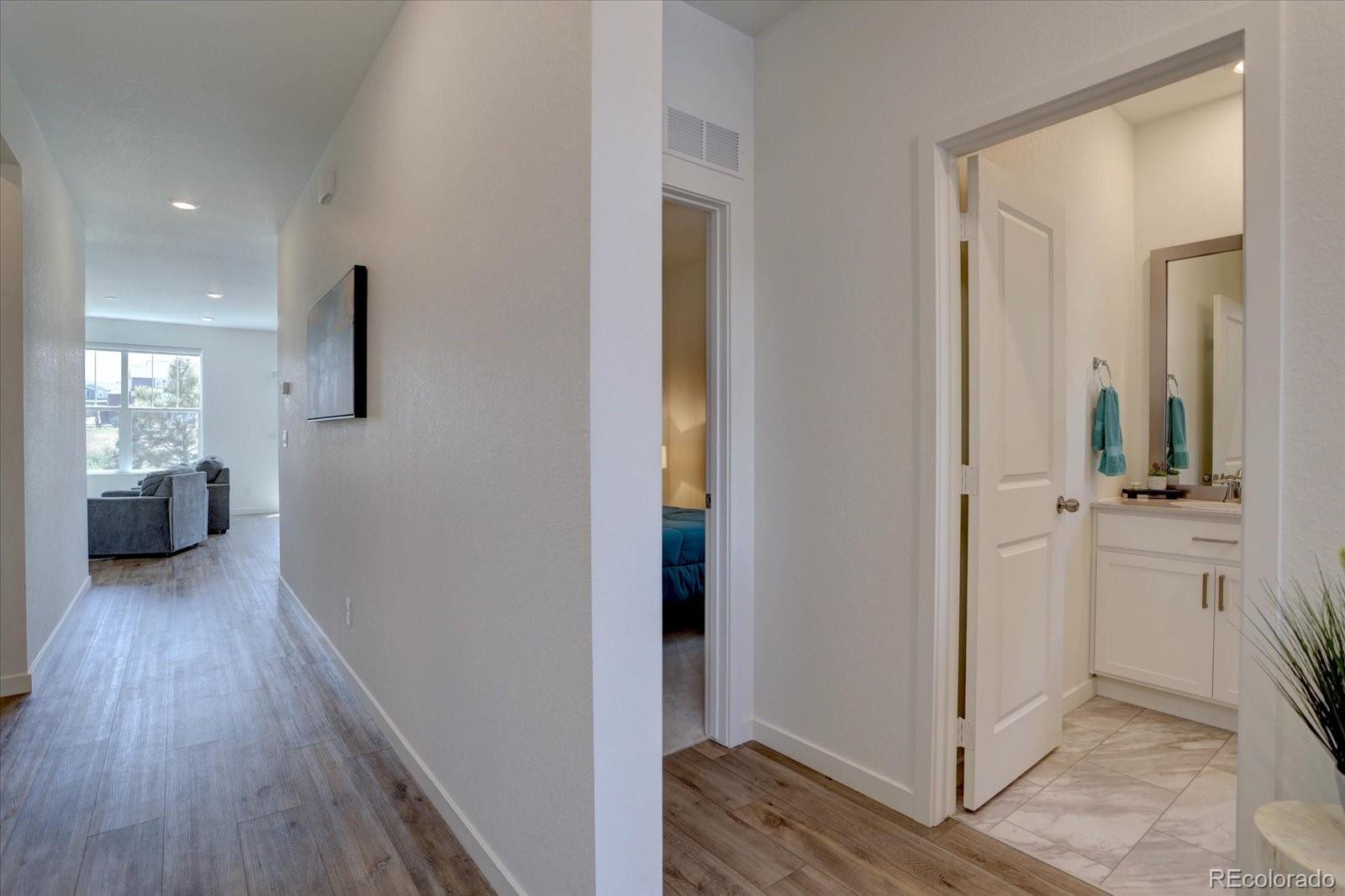 MLS Image #3 for 930  thinleaf lane,elizabeth, Colorado