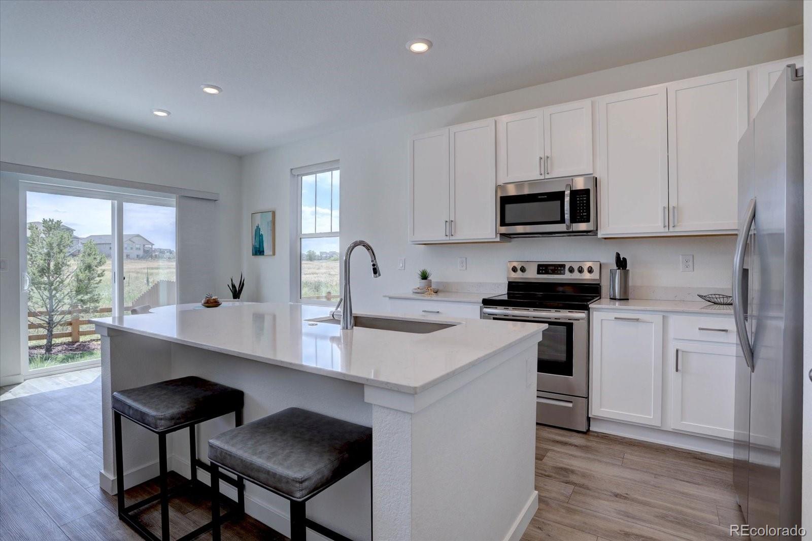 MLS Image #4 for 930  thinleaf lane,elizabeth, Colorado