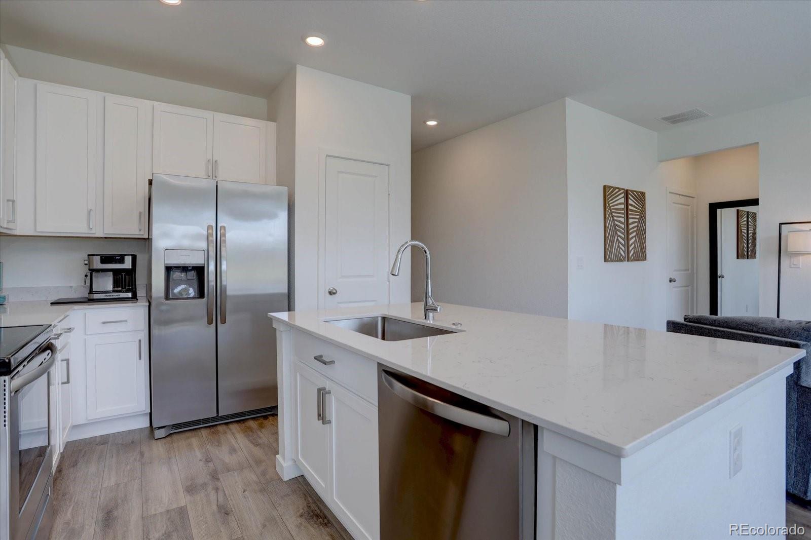 MLS Image #5 for 930  thinleaf lane,elizabeth, Colorado