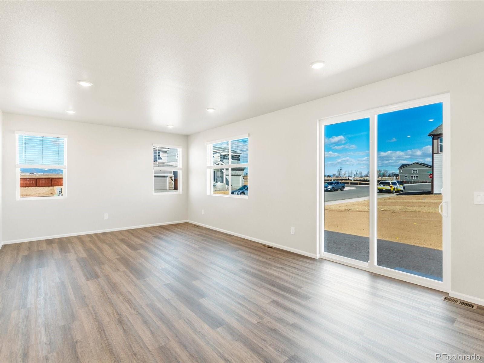 MLS Image #8 for 4701  sunsplash way,johnstown, Colorado
