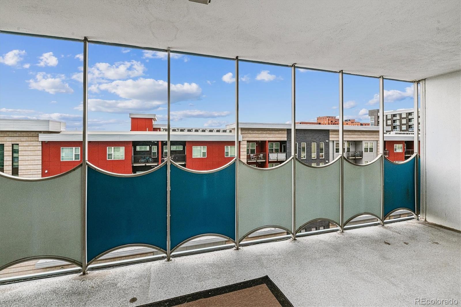 MLS Image #12 for 1155 n ash street,denver, Colorado