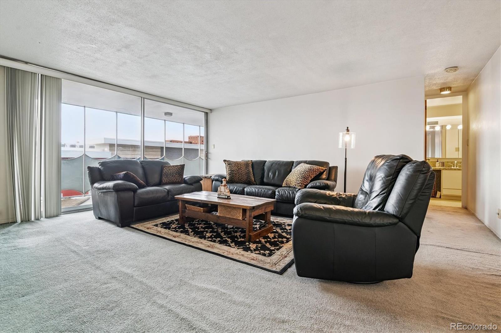 MLS Image #3 for 1155 n ash street,denver, Colorado