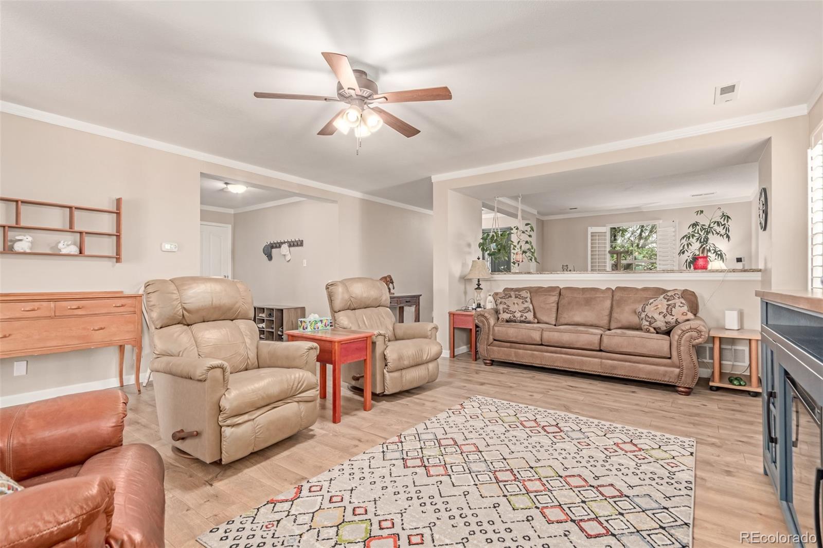 MLS Image #5 for 802  lonewolf circle,brighton, Colorado