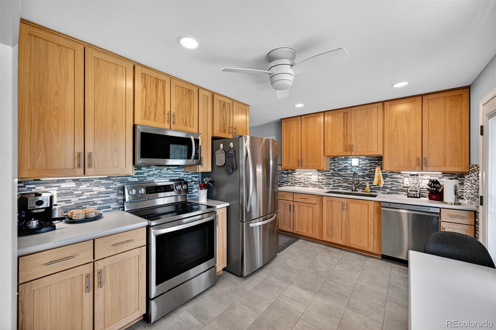 MLS Image #5 for 1454 s urban way,lakewood, Colorado