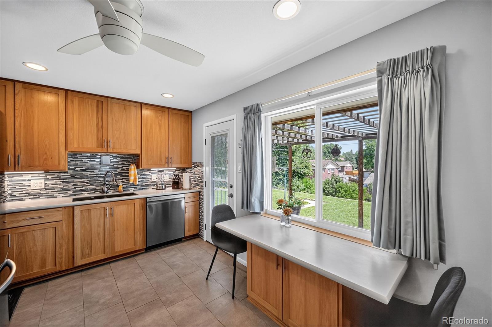 MLS Image #6 for 1454 s urban way,lakewood, Colorado
