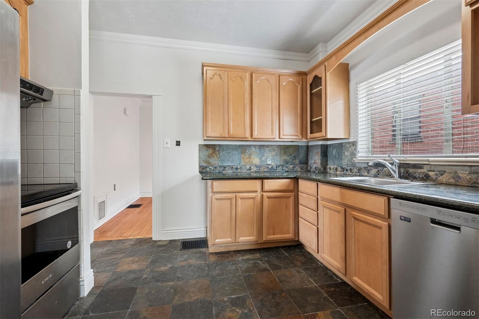 MLS Image #23 for 533 s emerson street,denver, Colorado