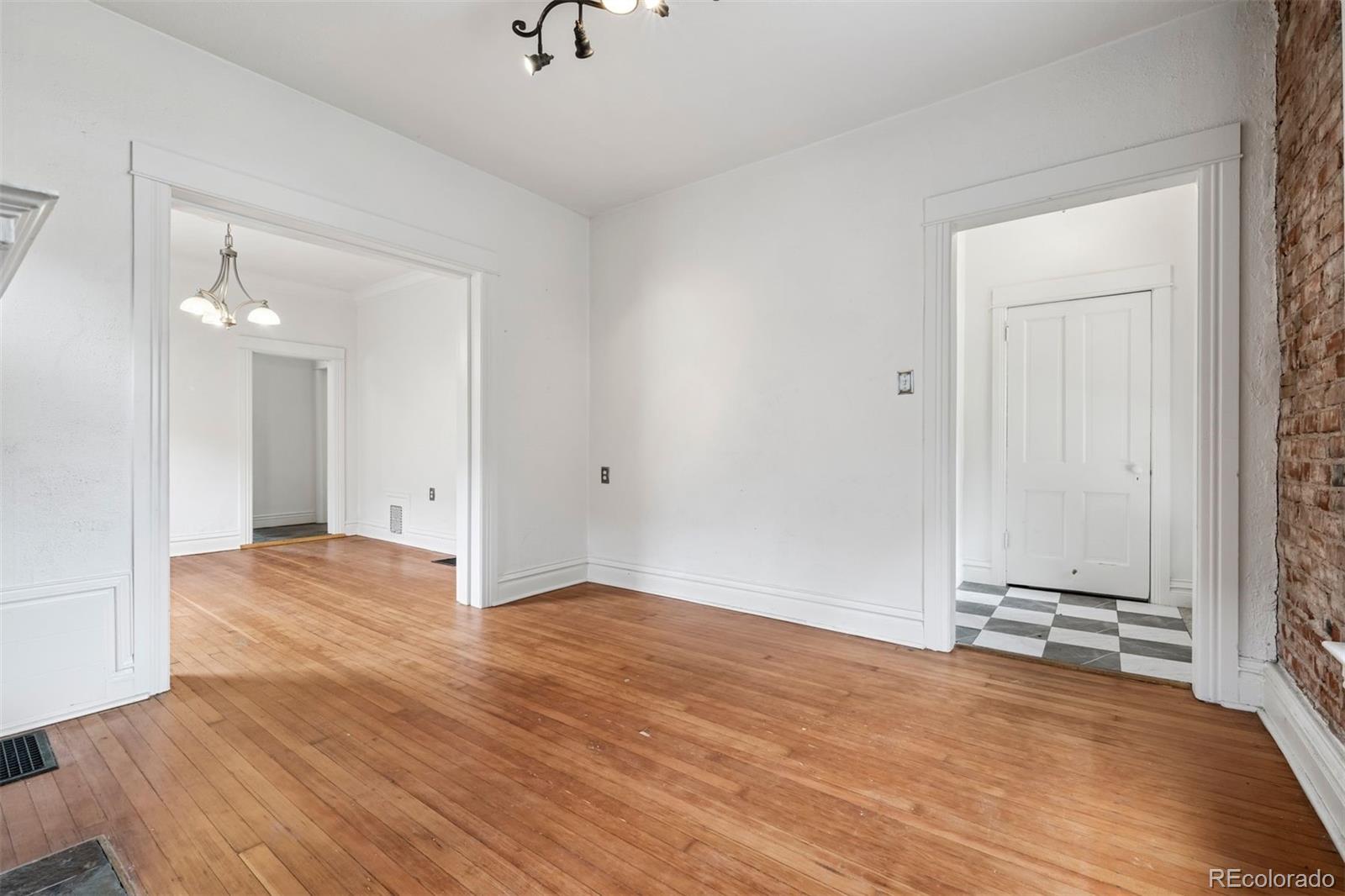 MLS Image #6 for 533 s emerson street,denver, Colorado