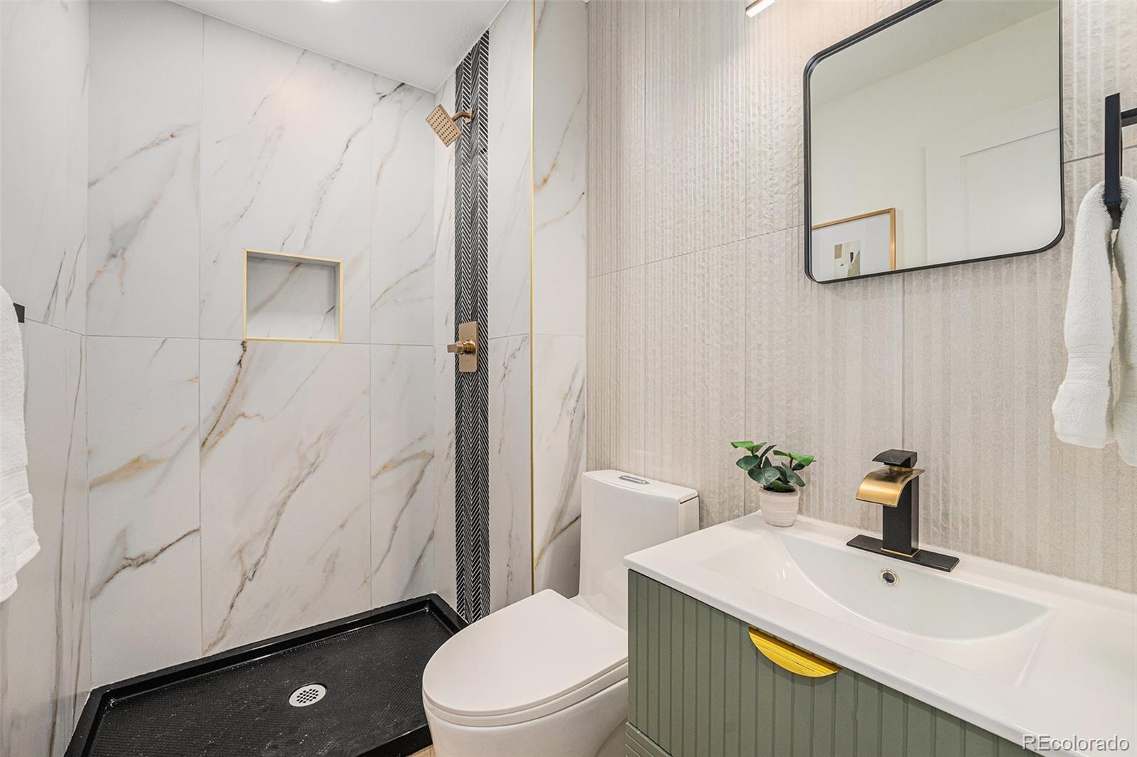 MLS Image #10 for 118 s eldridge way,golden, Colorado