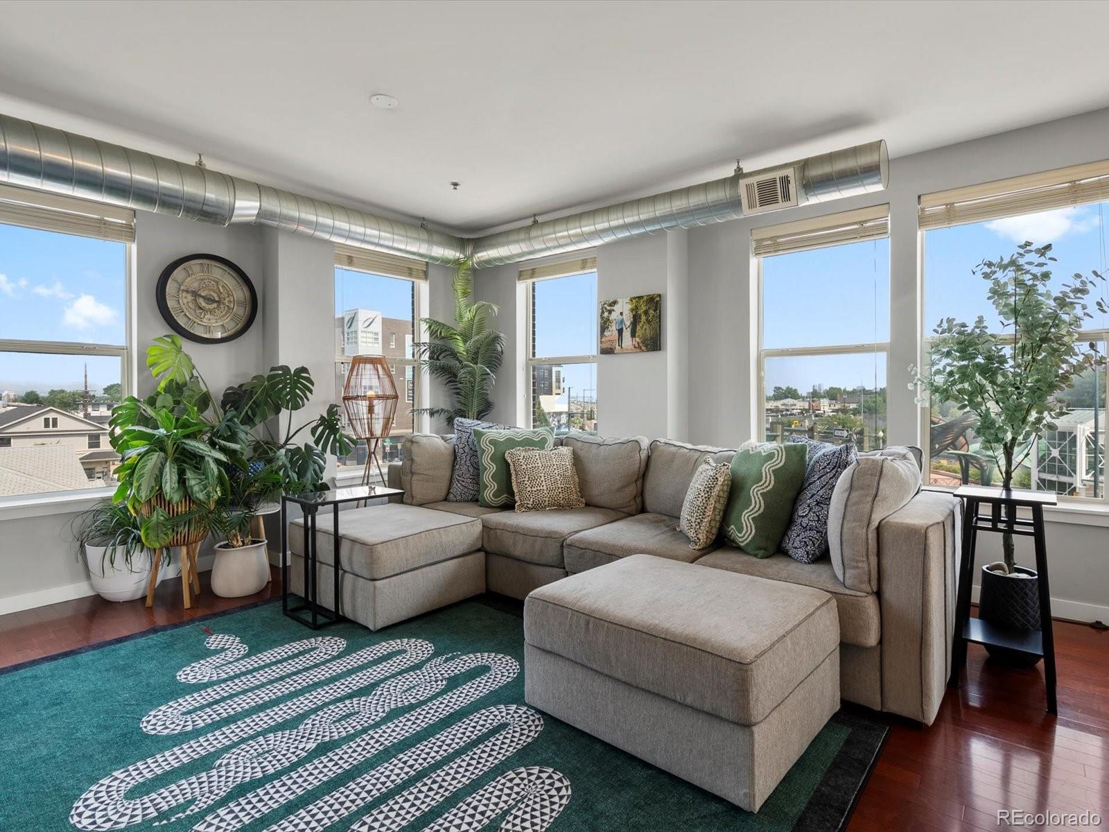 MLS Image #14 for 1313 s clarkson street,denver, Colorado