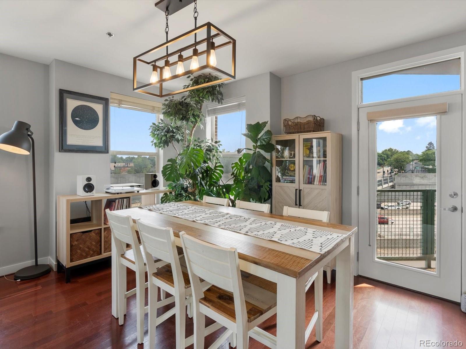 MLS Image #16 for 1313 s clarkson street,denver, Colorado