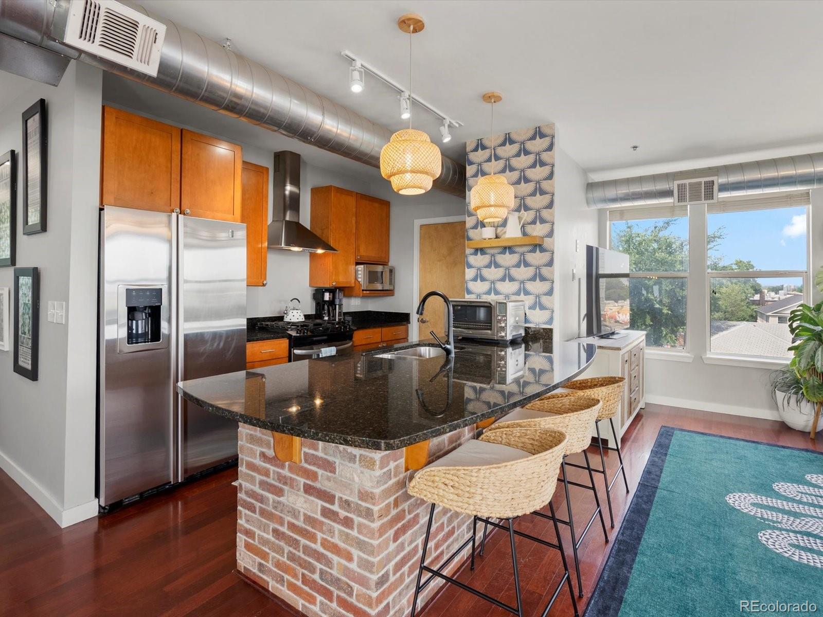 MLS Image #18 for 1313 s clarkson street,denver, Colorado