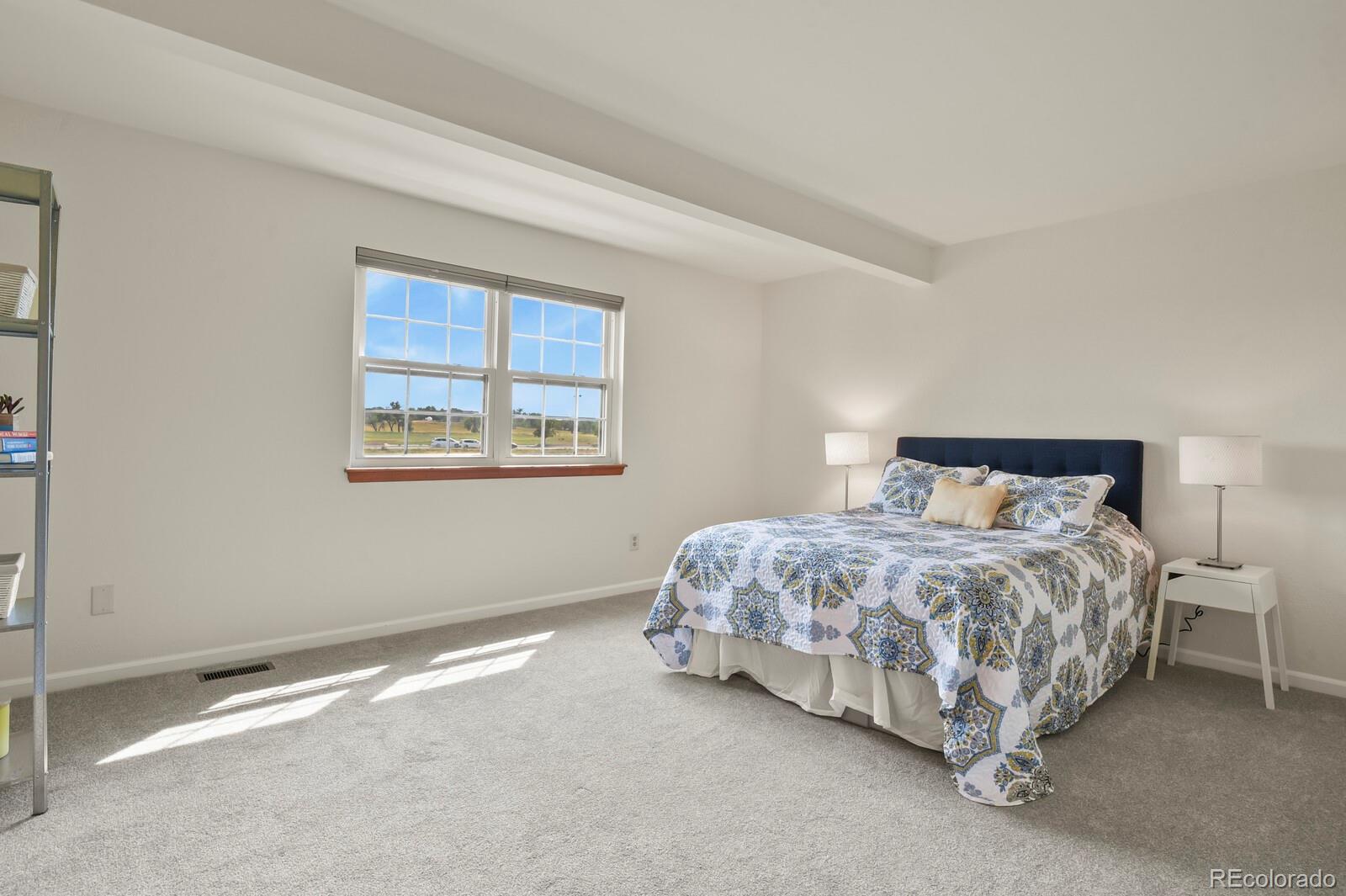 MLS Image #21 for 140 s fraser circle,aurora, Colorado