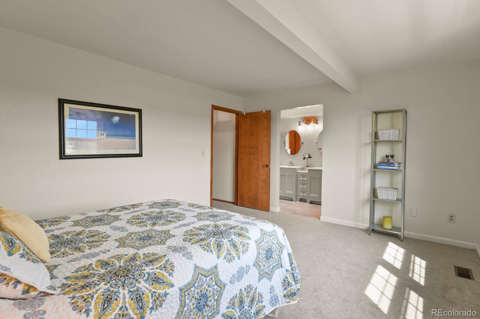 MLS Image #22 for 140 s fraser circle,aurora, Colorado