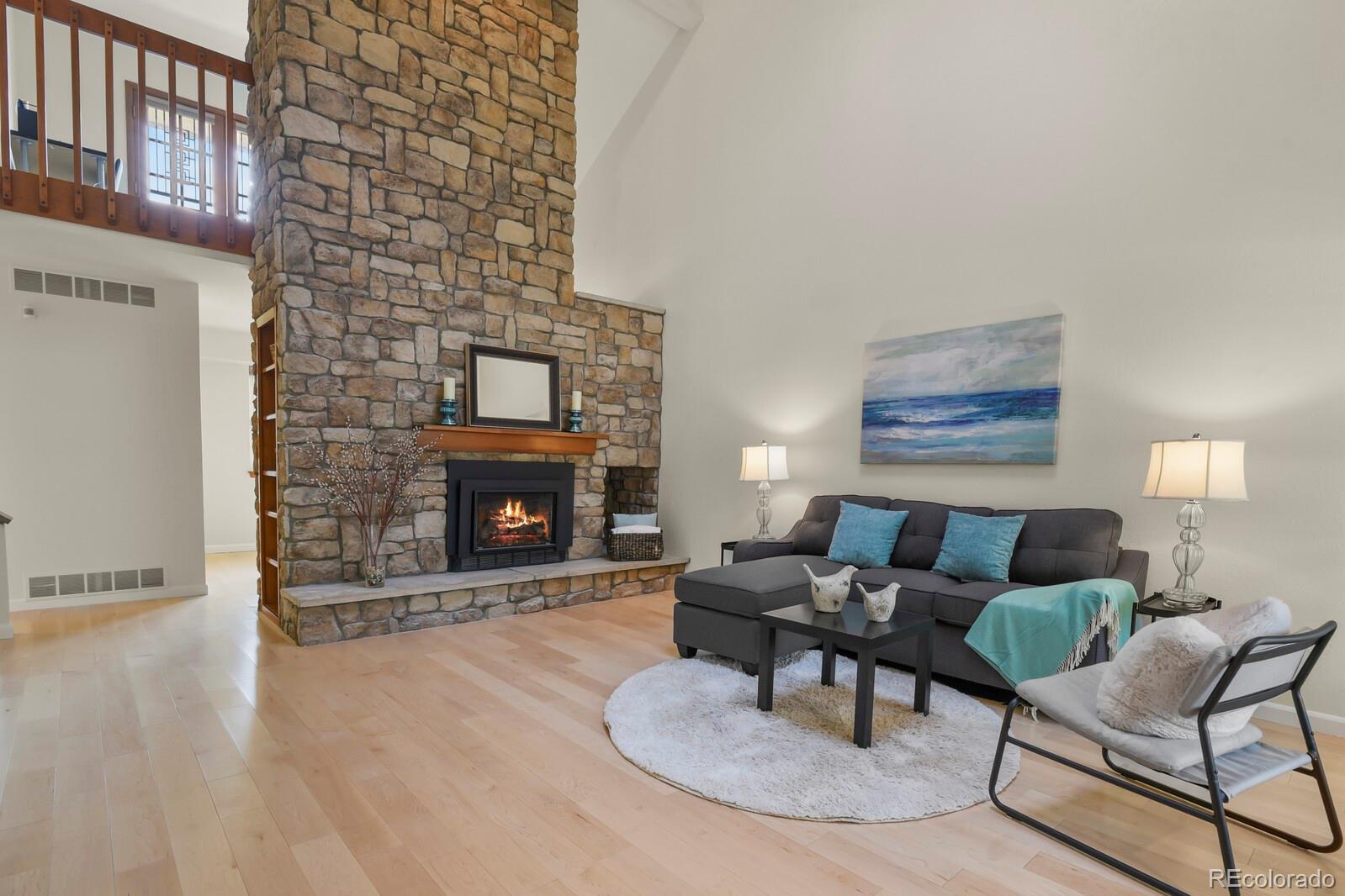 MLS Image #4 for 140 s fraser circle,aurora, Colorado