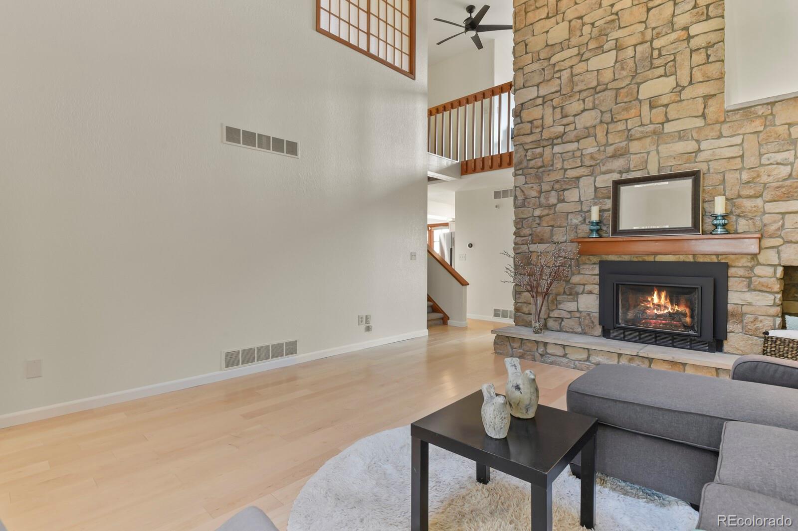 MLS Image #6 for 140 s fraser circle,aurora, Colorado