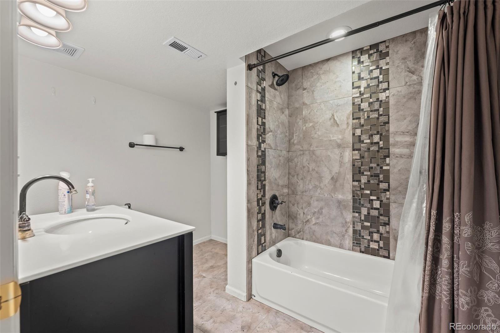 MLS Image #15 for 9606  harris circle,thornton, Colorado