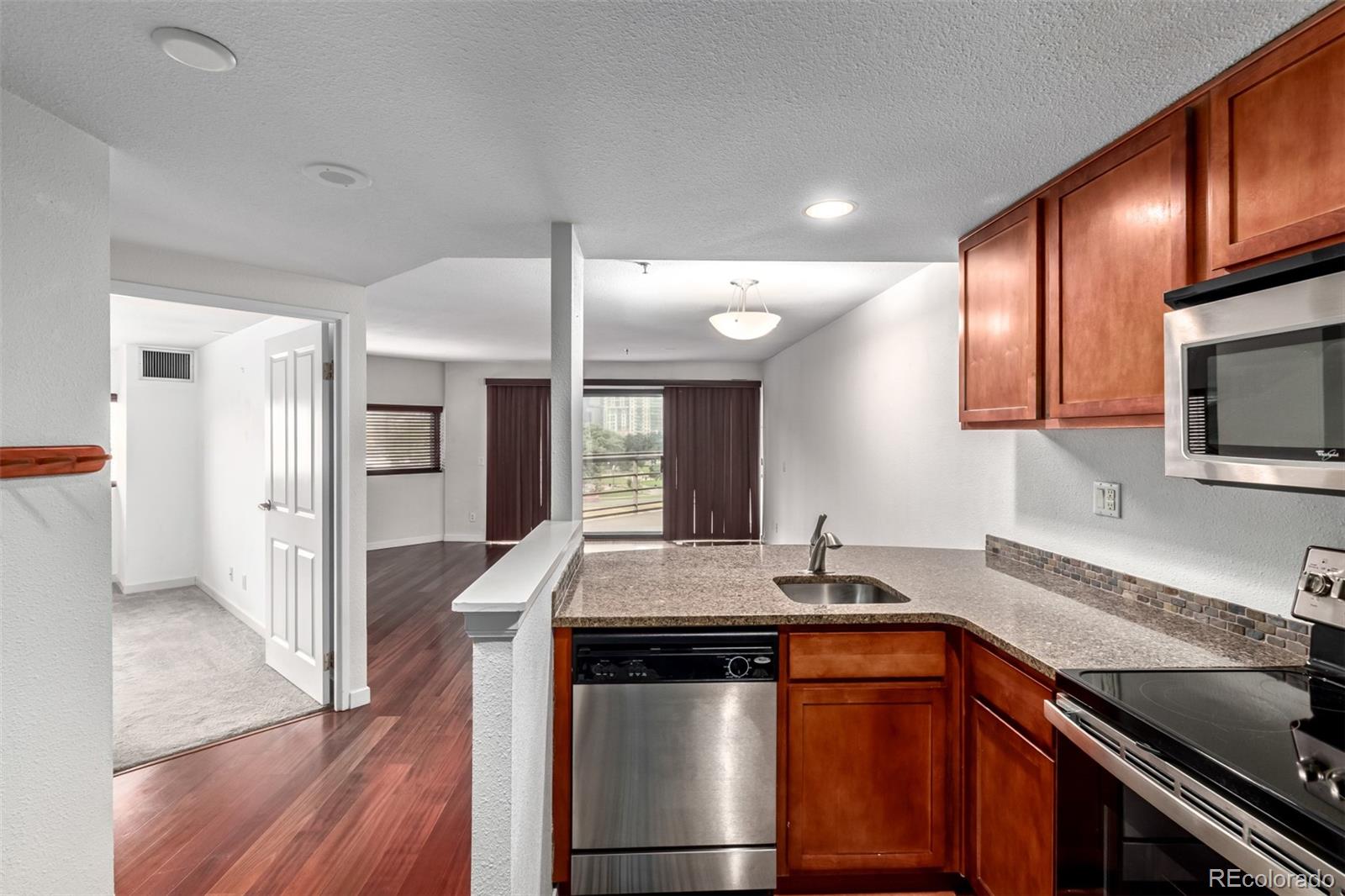 MLS Image #10 for 100  park avenue,denver, Colorado