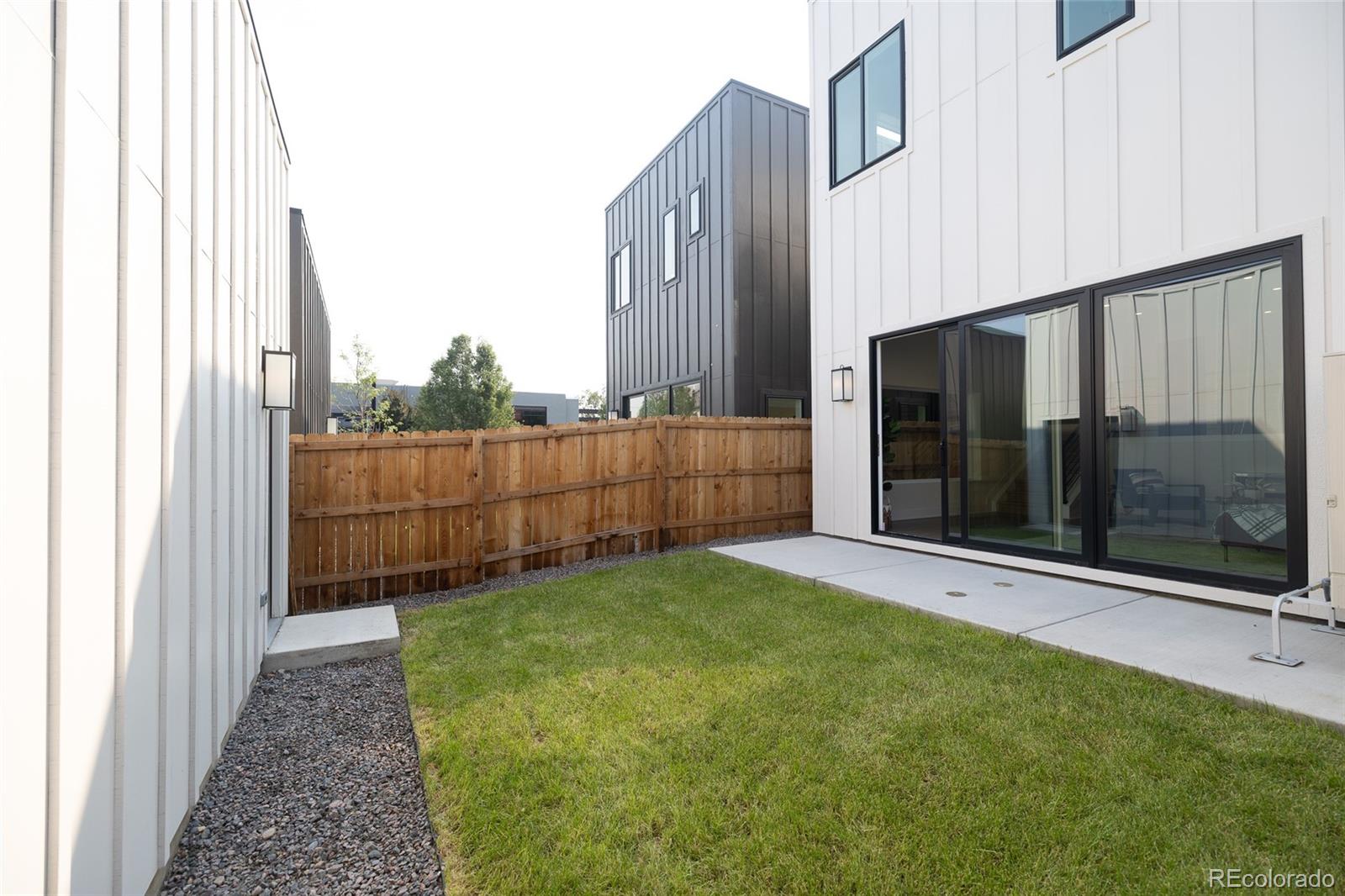 MLS Image #30 for 3285  lawrence street,denver, Colorado