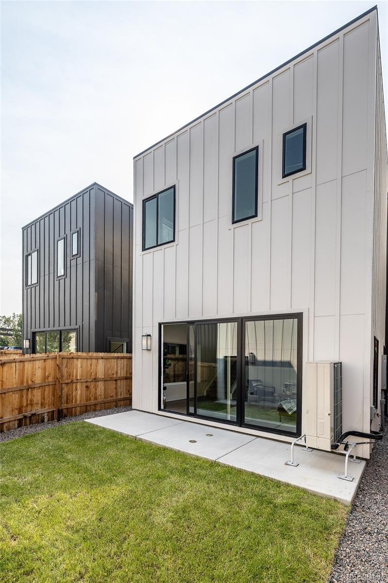 MLS Image #32 for 3285  lawrence street,denver, Colorado