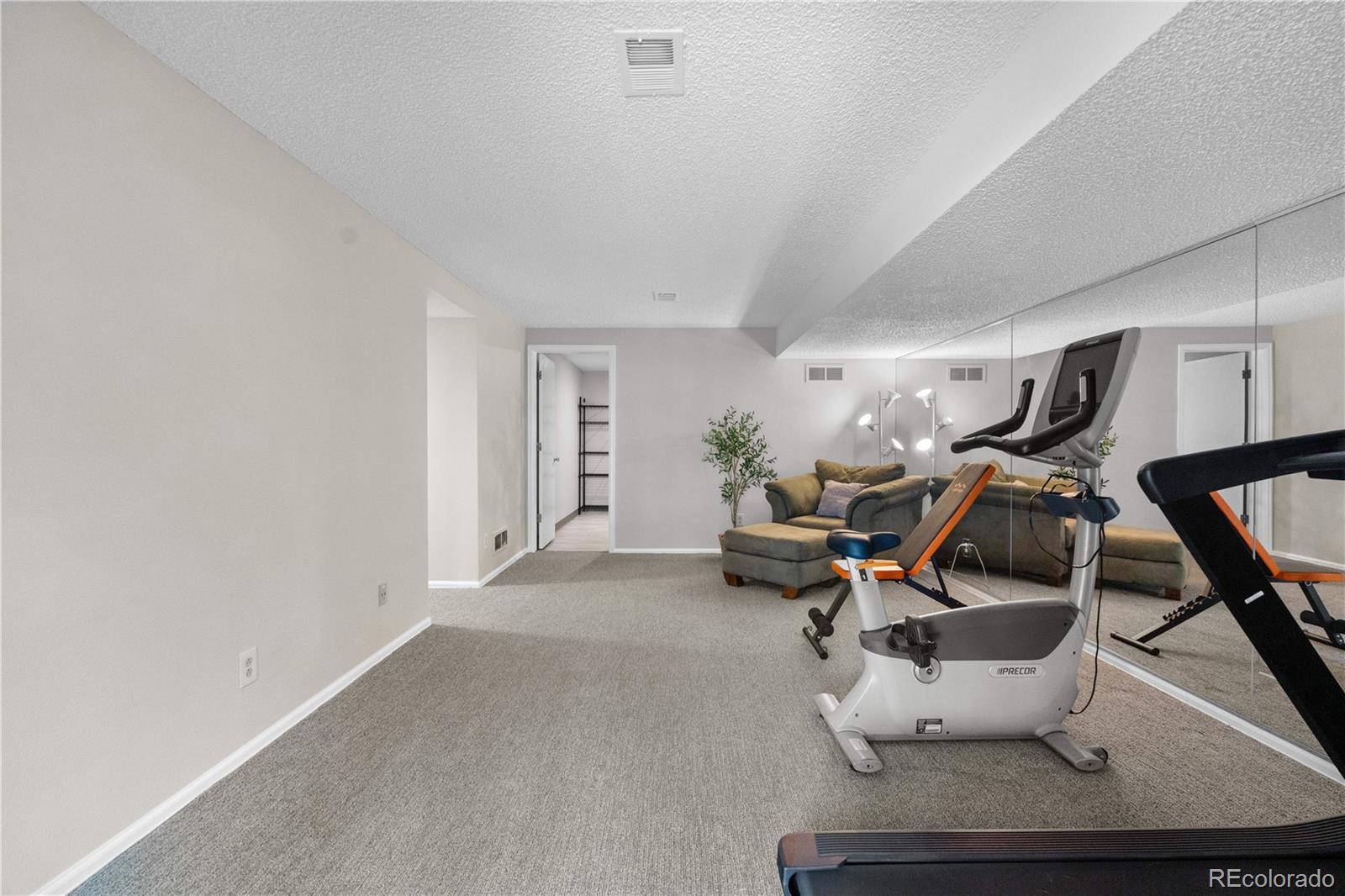 MLS Image #19 for 1470 s quebec way,denver, Colorado