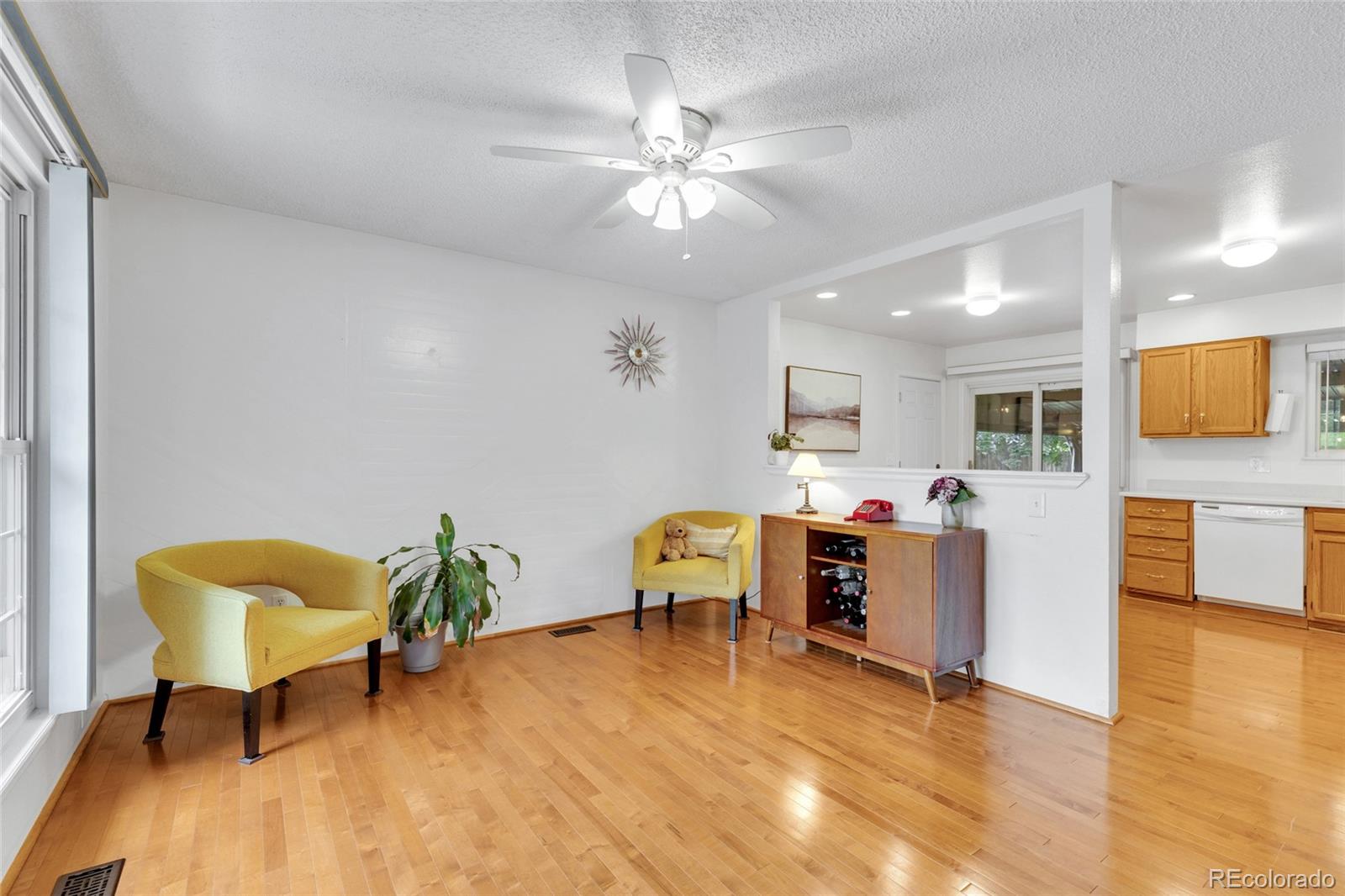 MLS Image #8 for 4675 s zang street,morrison, Colorado