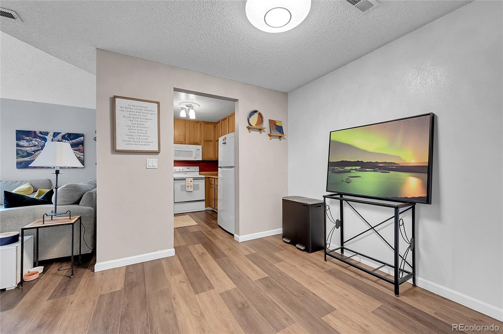 MLS Image #10 for 12404 e tennessee circle,aurora, Colorado