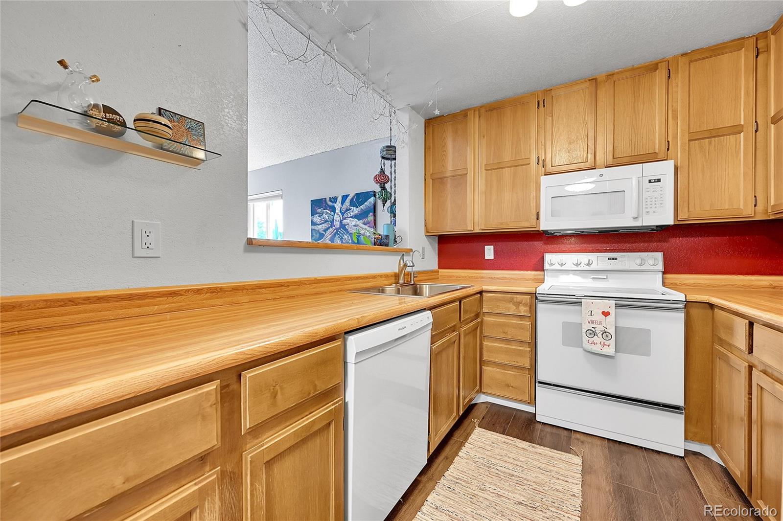 MLS Image #11 for 12404 e tennessee circle,aurora, Colorado