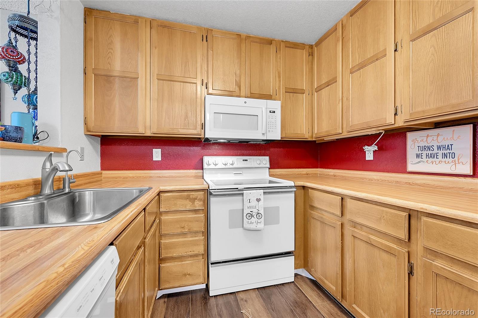 MLS Image #12 for 12404 e tennessee circle,aurora, Colorado