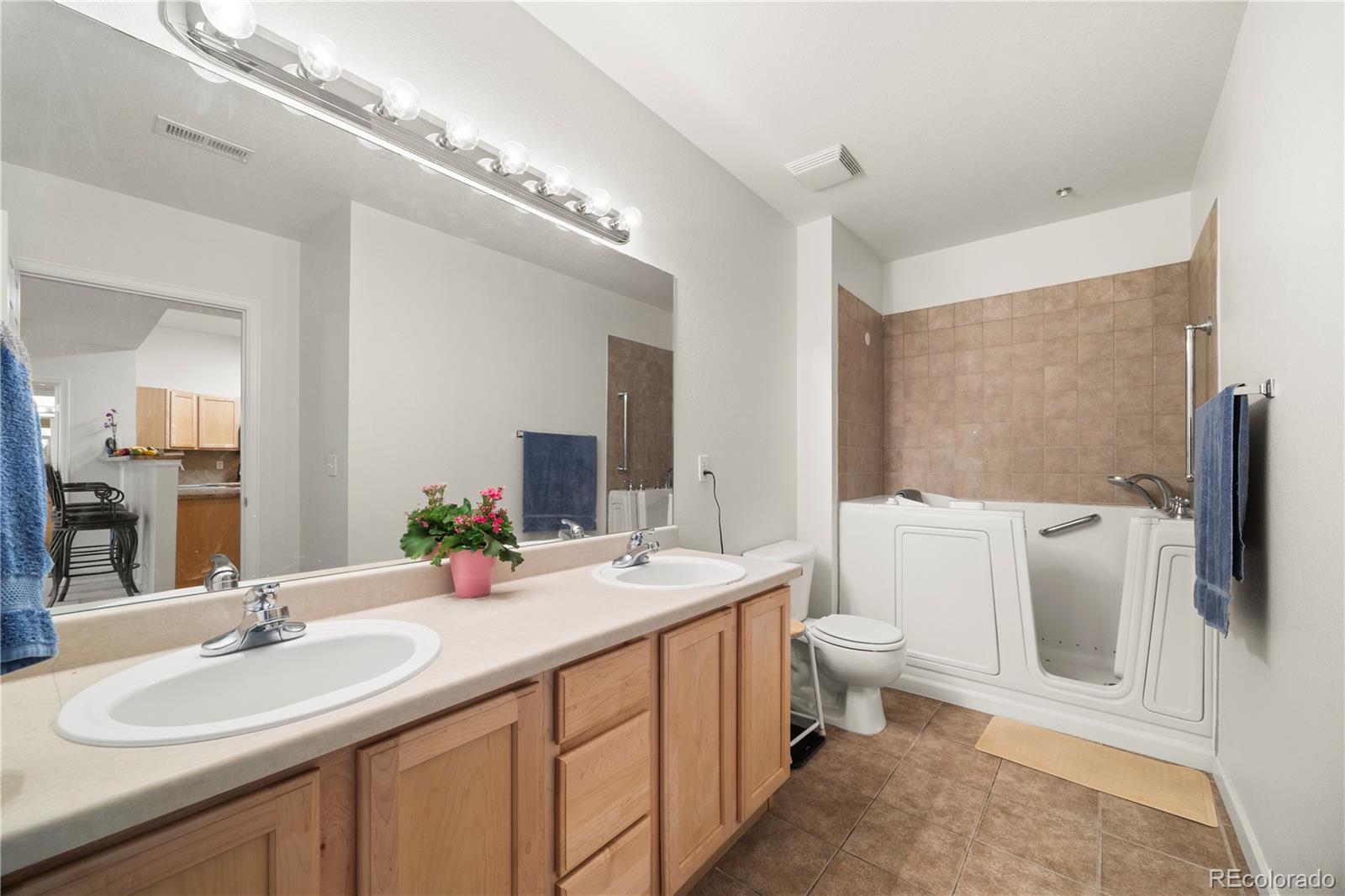 MLS Image #11 for 7931 w 55th avenue 112,arvada, Colorado