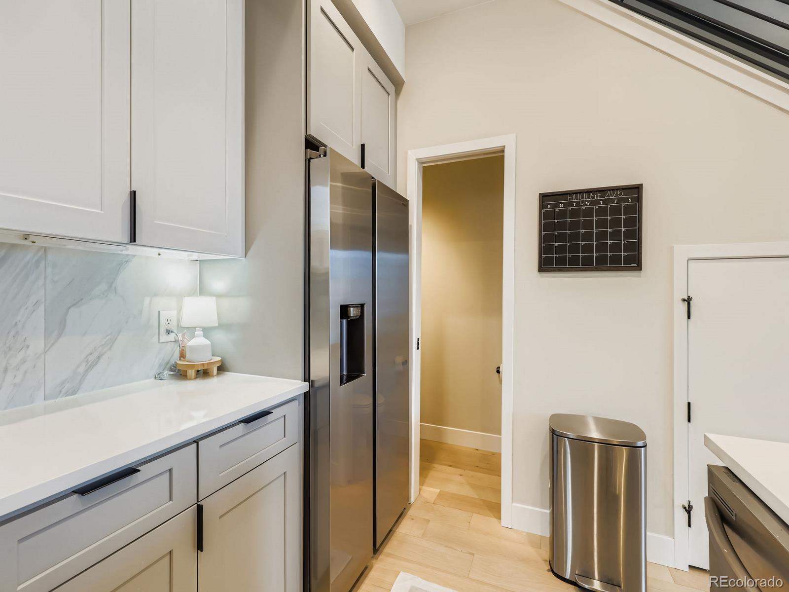 MLS Image #4 for 1921 w elk place,denver, Colorado