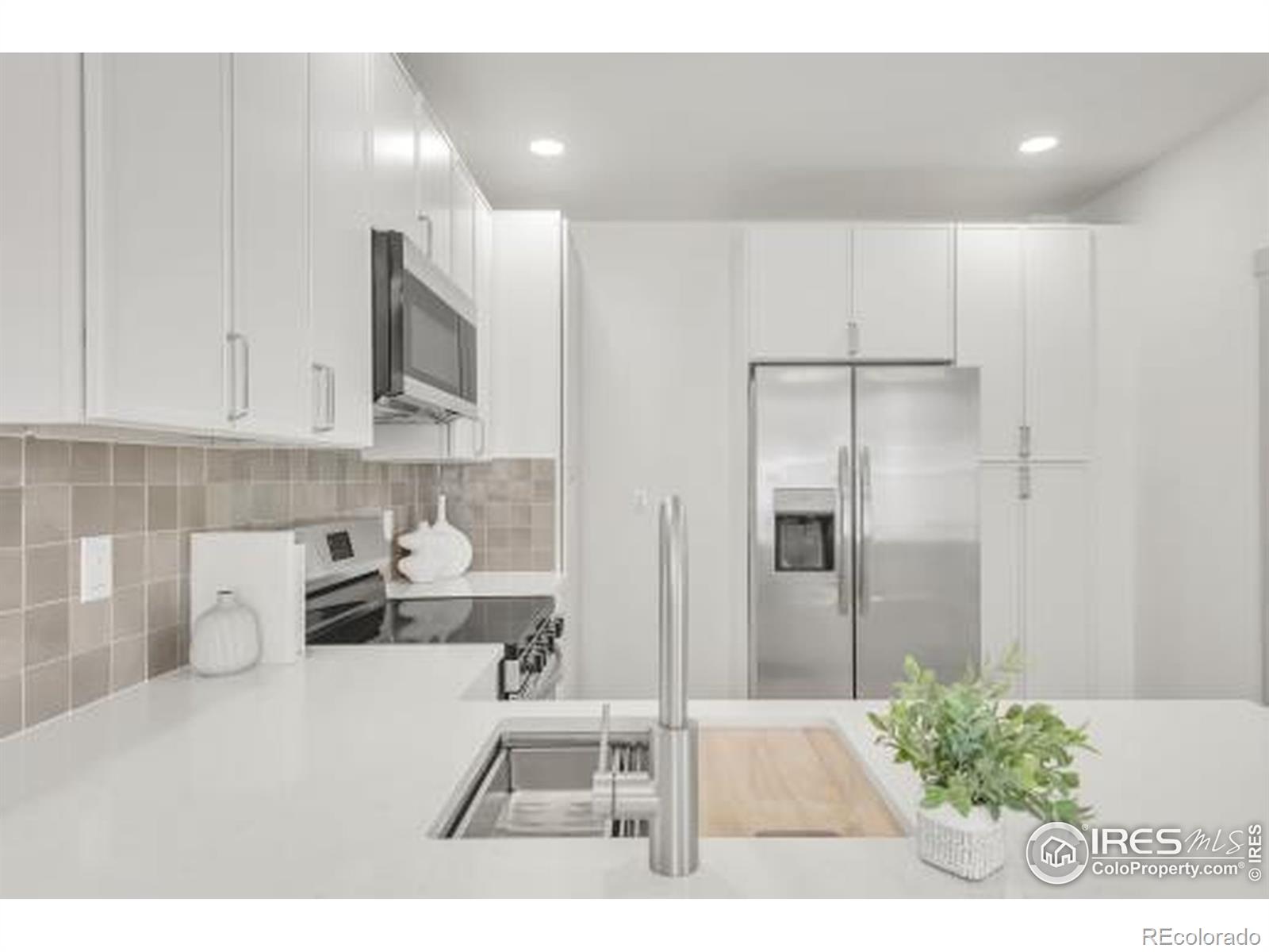 MLS Image #16 for 3139 n vine street,denver, Colorado